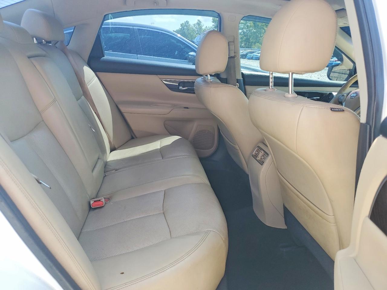 2015 Nissan Altima 2.5 Sl Белый vin: 1N4AL3APXFC217755