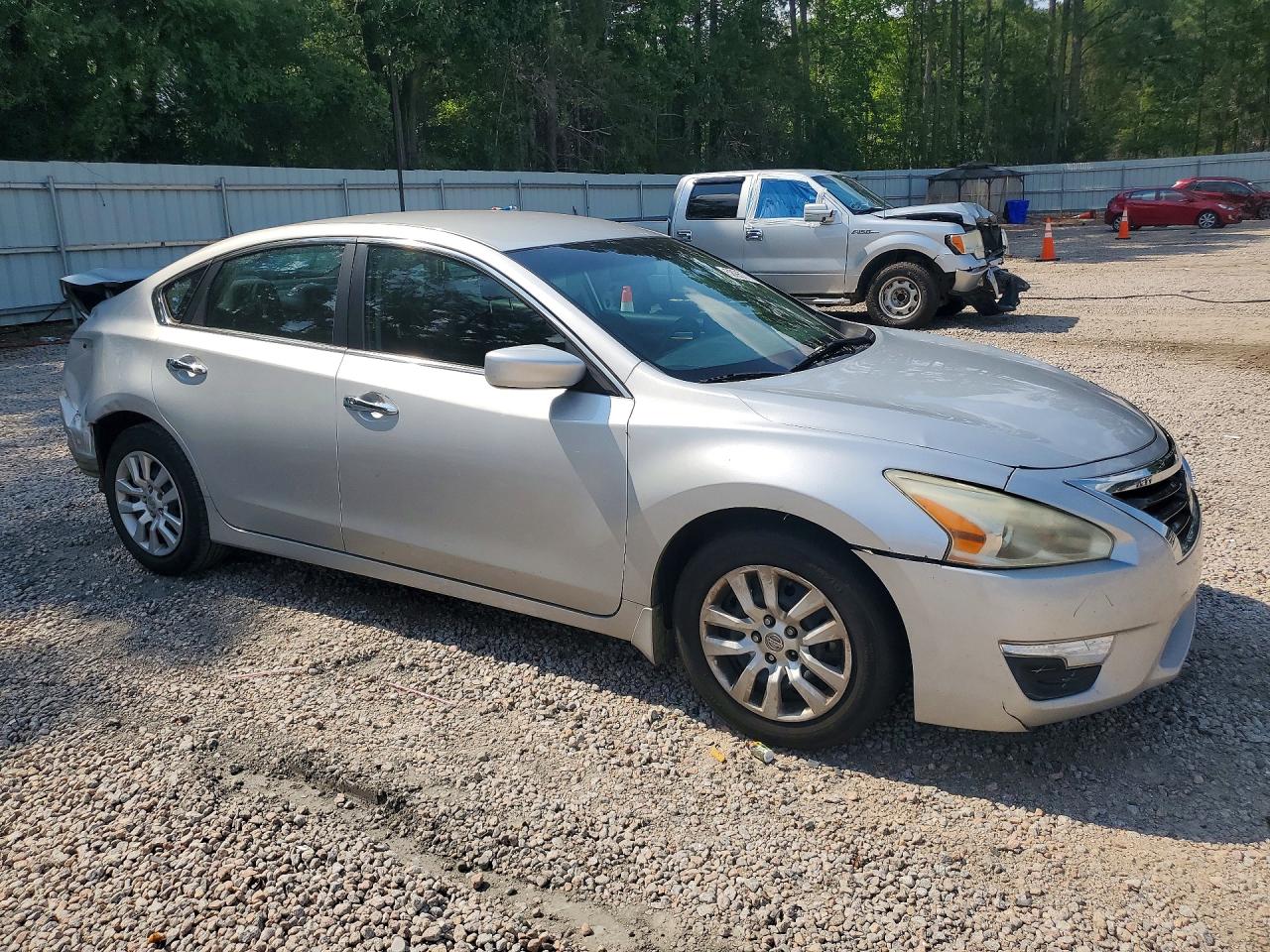 2015 Nissan Altima 2.5 S Silver vin: 1N4AL3APXFC220056
