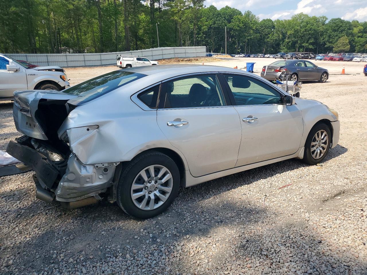 2015 Nissan Altima 2.5 S Silver vin: 1N4AL3APXFC220056