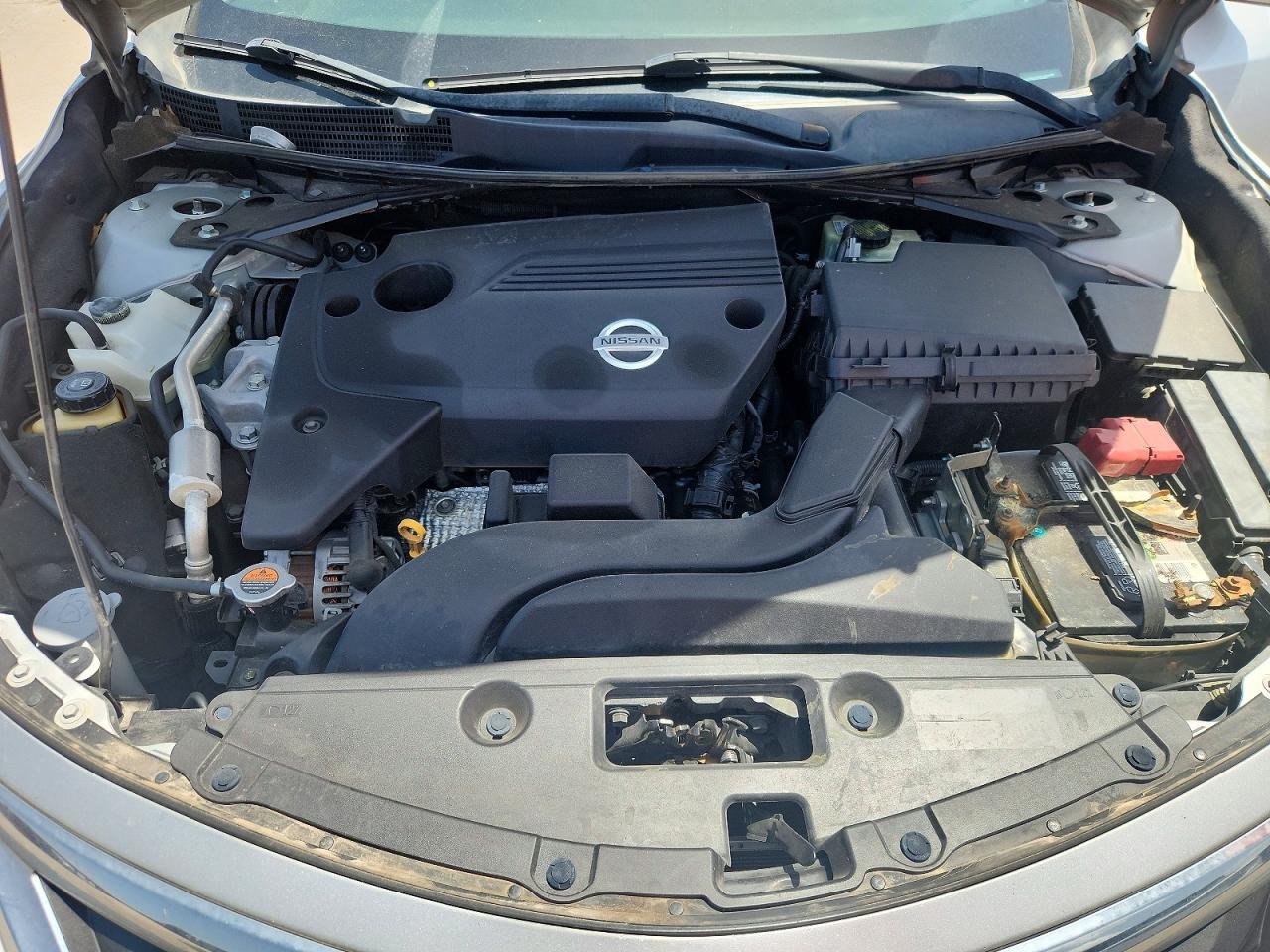 2015 Nissan Altima 2.5 S Серебряный vin: 1N4AL3APXFC240601