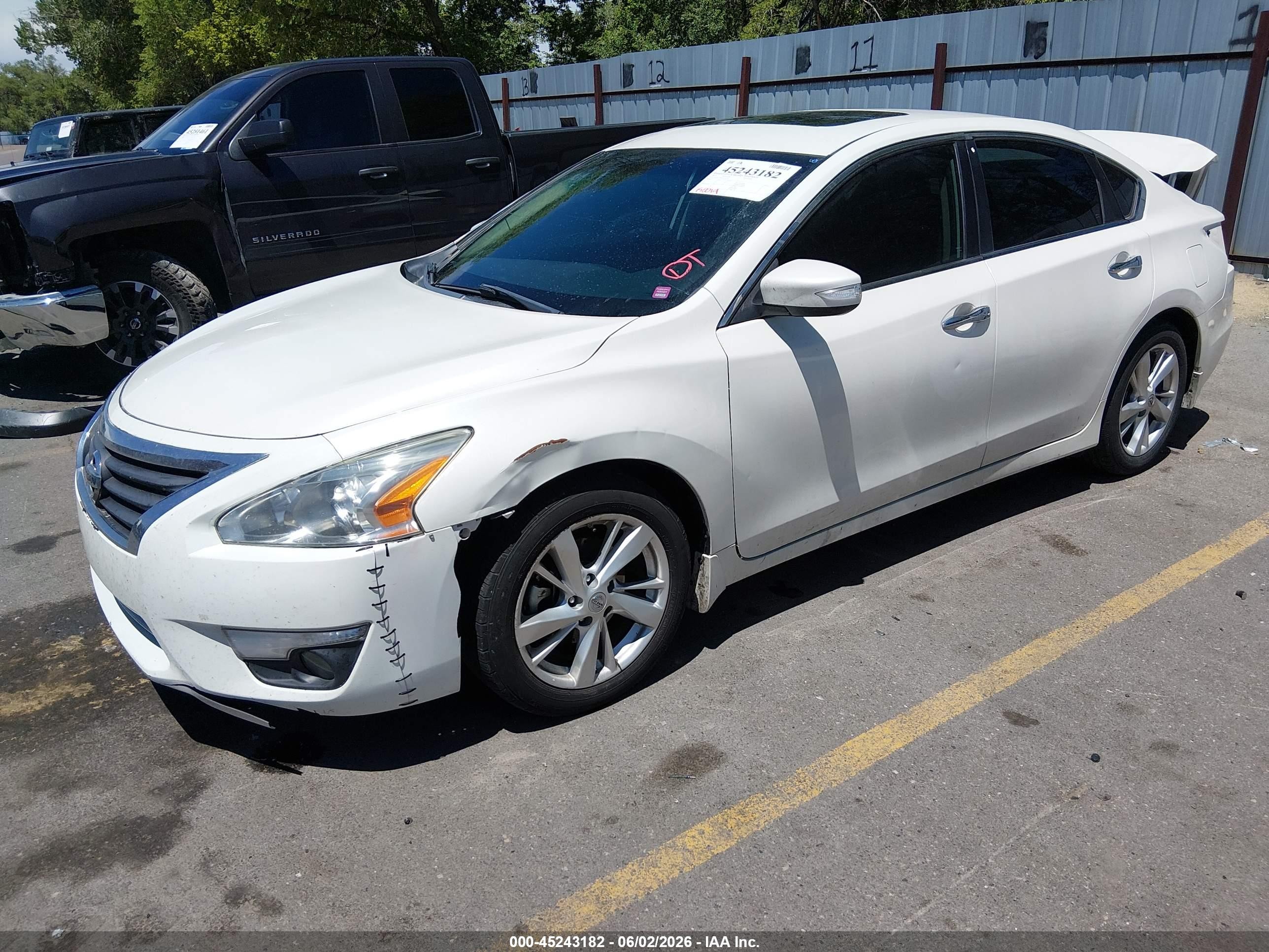 2015 Nissan Altima 2.5 Sv White vin: 1N4AL3APXFC241232