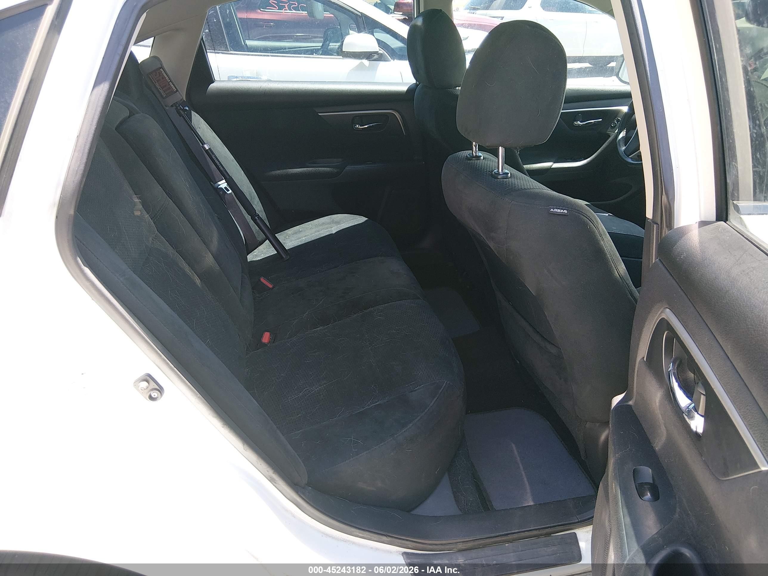 2015 Nissan Altima 2.5 Sv White vin: 1N4AL3APXFC241232