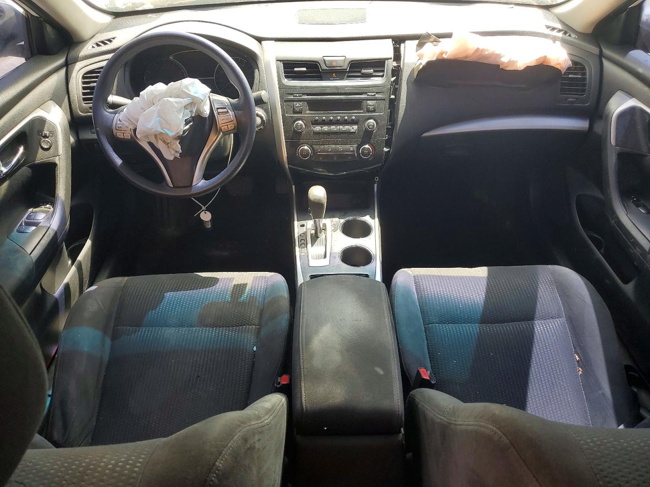2015 Nissan Altima 2.5 S White vin: 1N4AL3APXFC243918