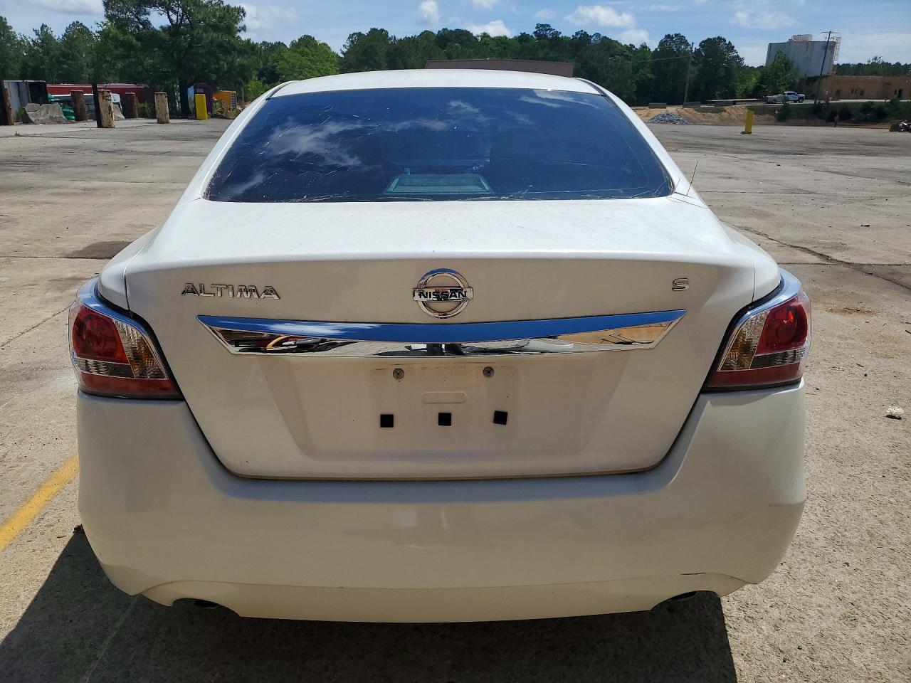 2015 Nissan Altima 2.5 S White vin: 1N4AL3APXFC243918