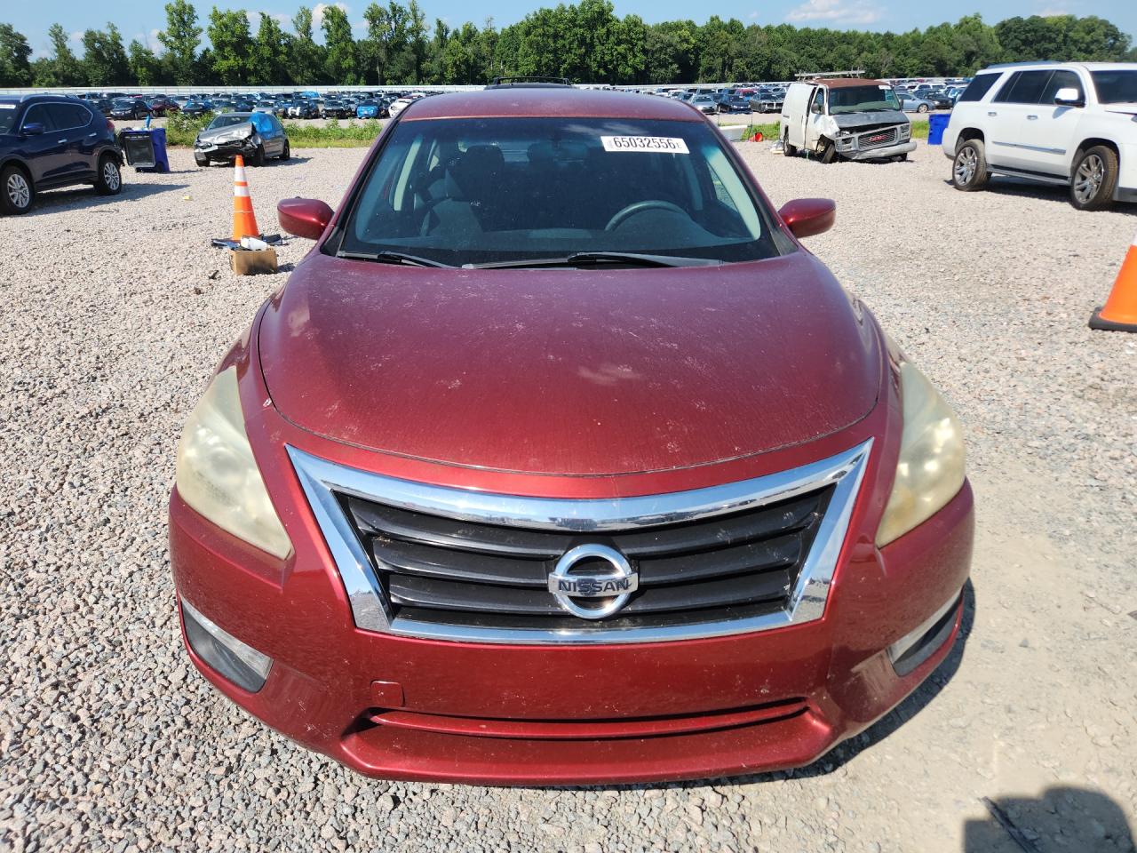 2015 Nissan Altima 2.5 S Red vin: 1N4AL3APXFC252098
