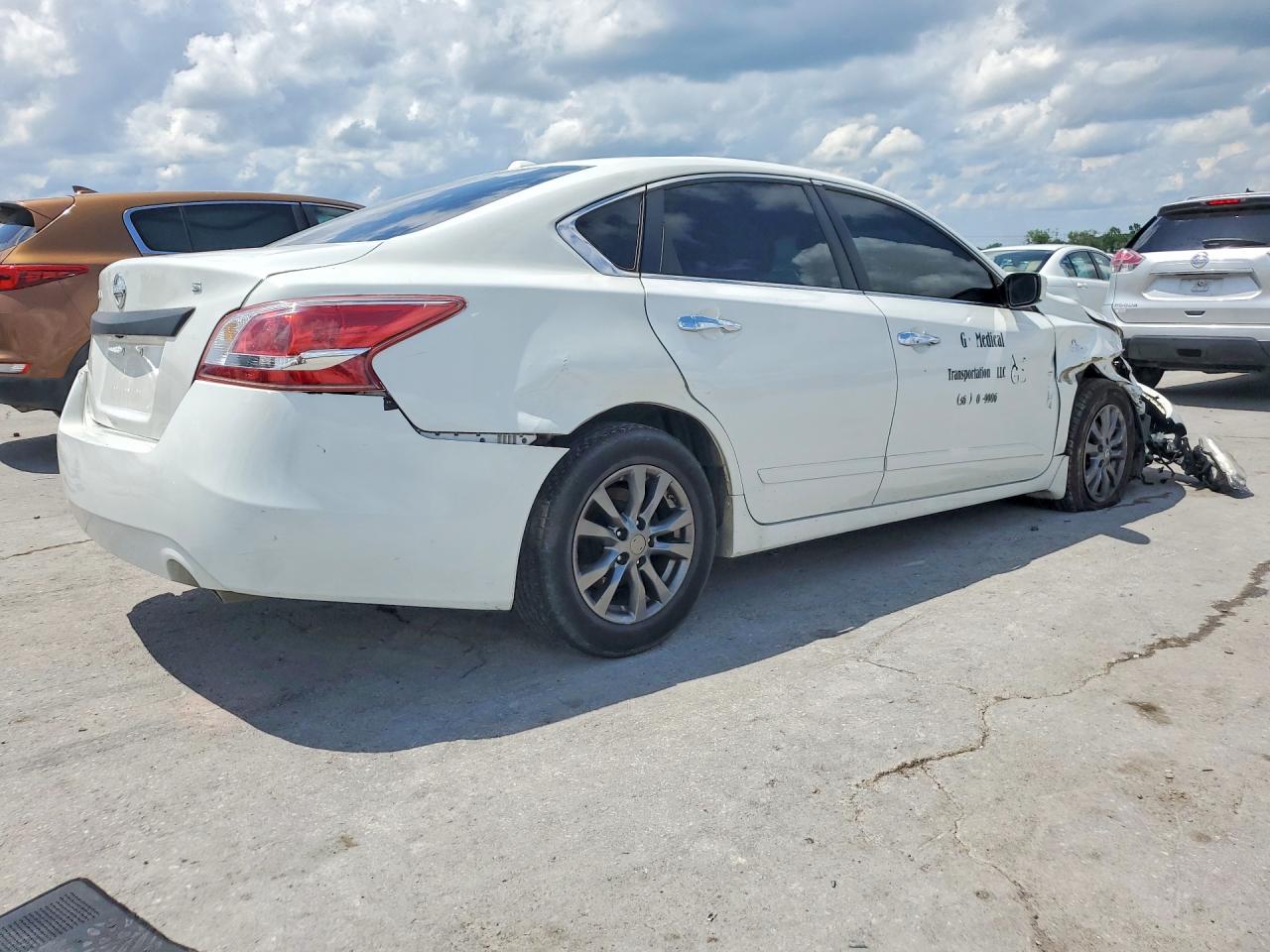 2015 Nissan Altima 2.5 S White vin: 1N4AL3APXFC253994