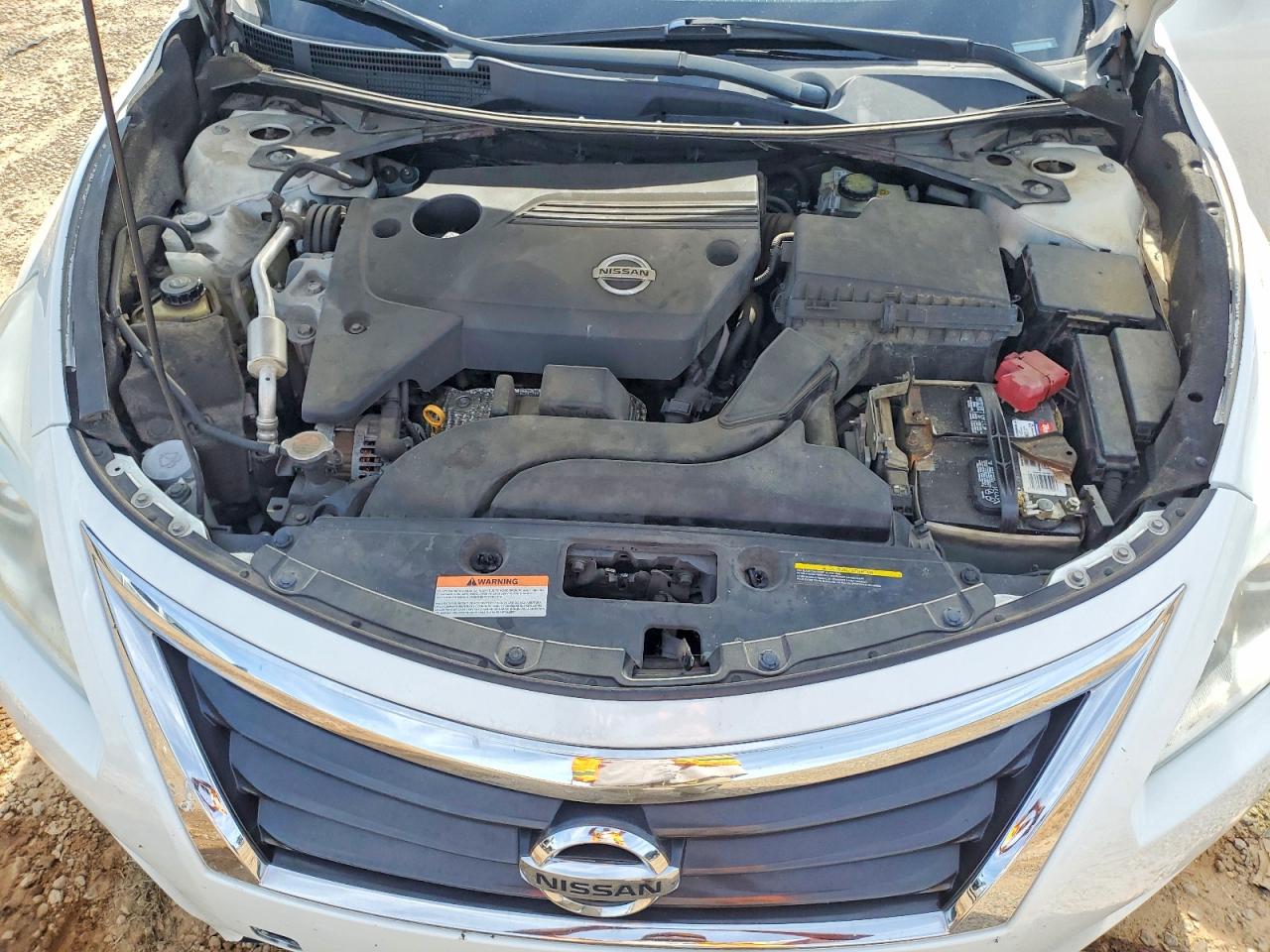 2015 Nissan Altima 2.5 S White vin: 1N4AL3APXFC265322