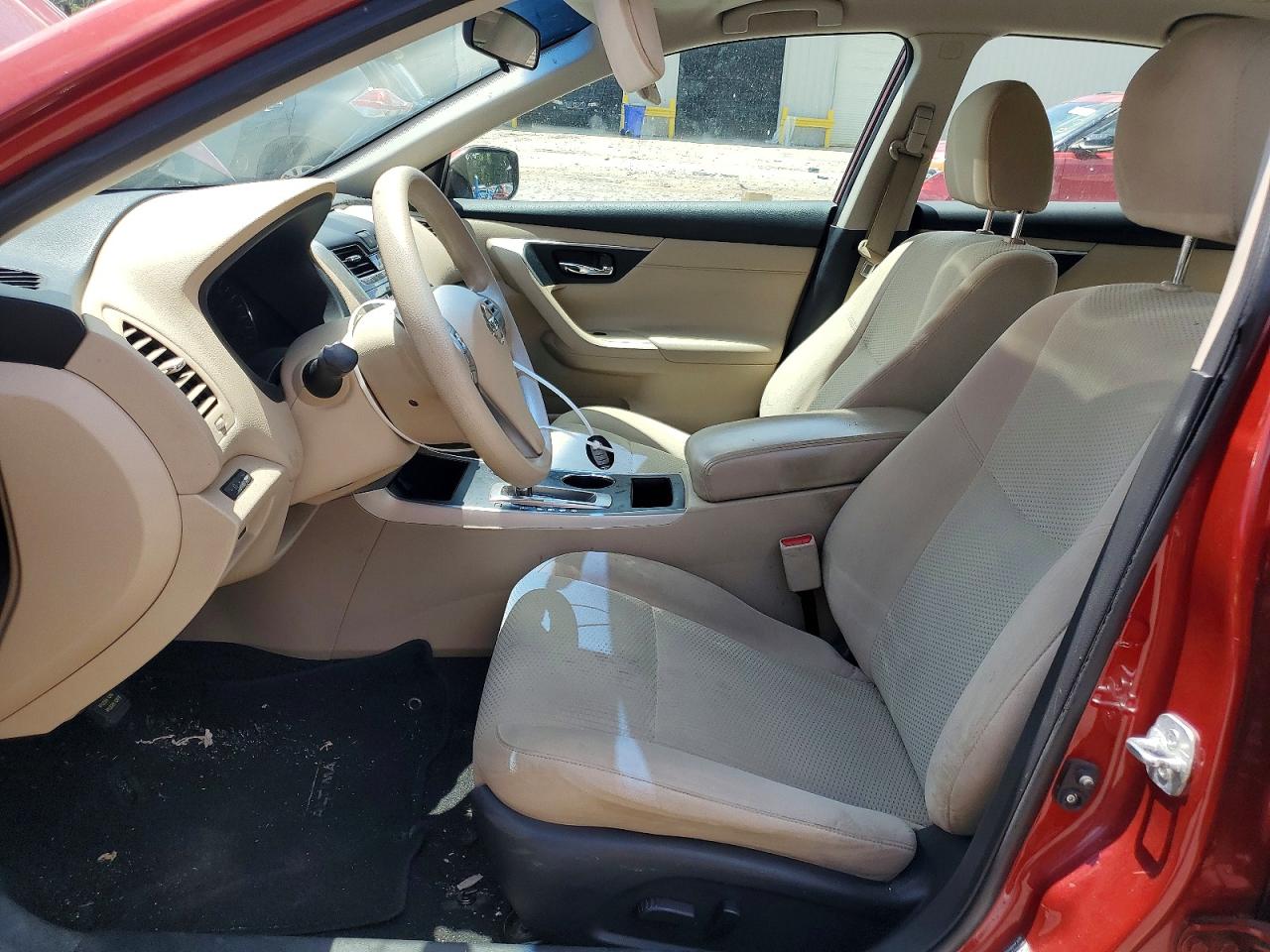 2015 Nissan Altima 2.5 S Red vin: 1N4AL3APXFC267751