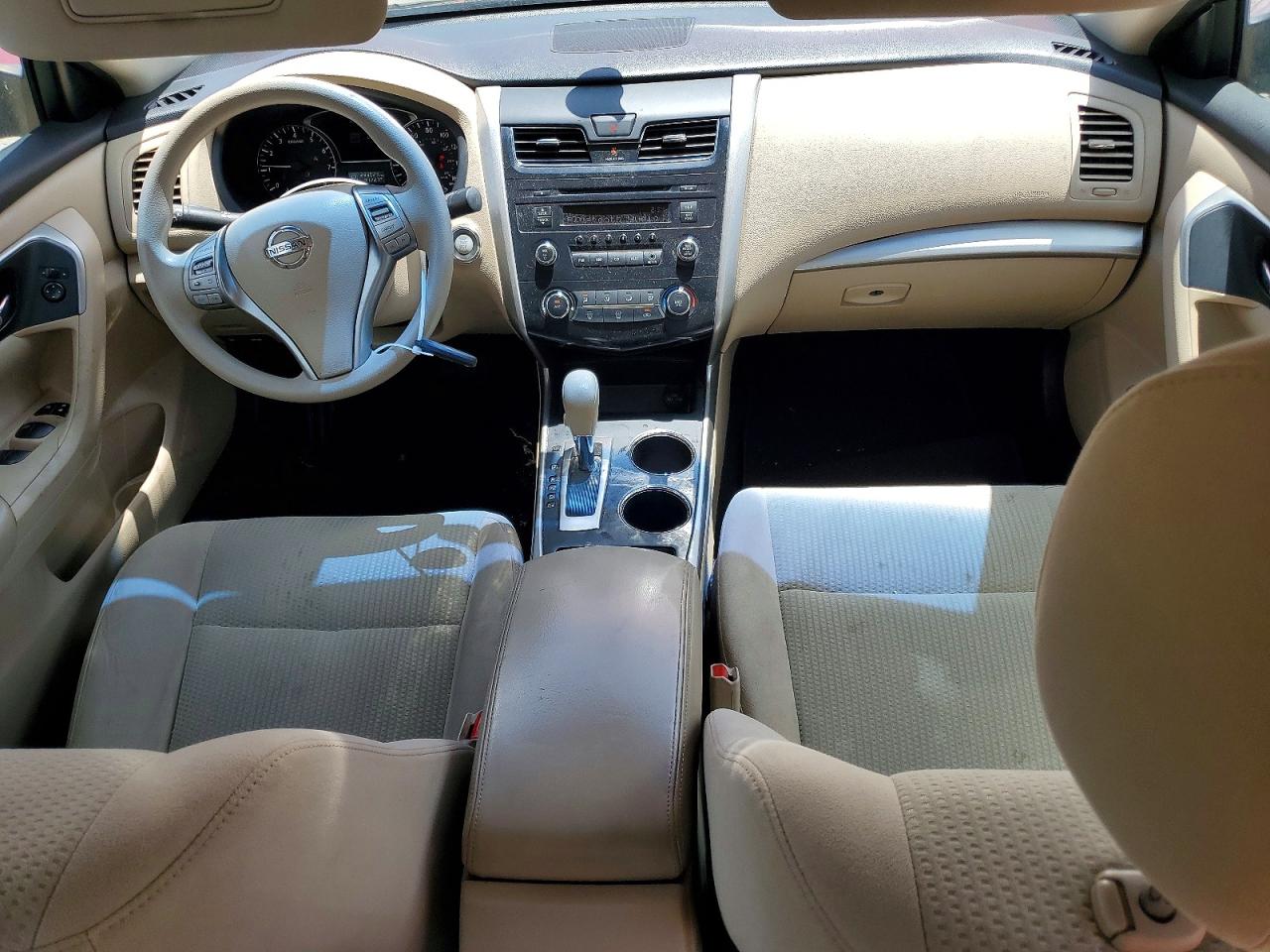 2015 Nissan Altima 2.5 S Red vin: 1N4AL3APXFC267751