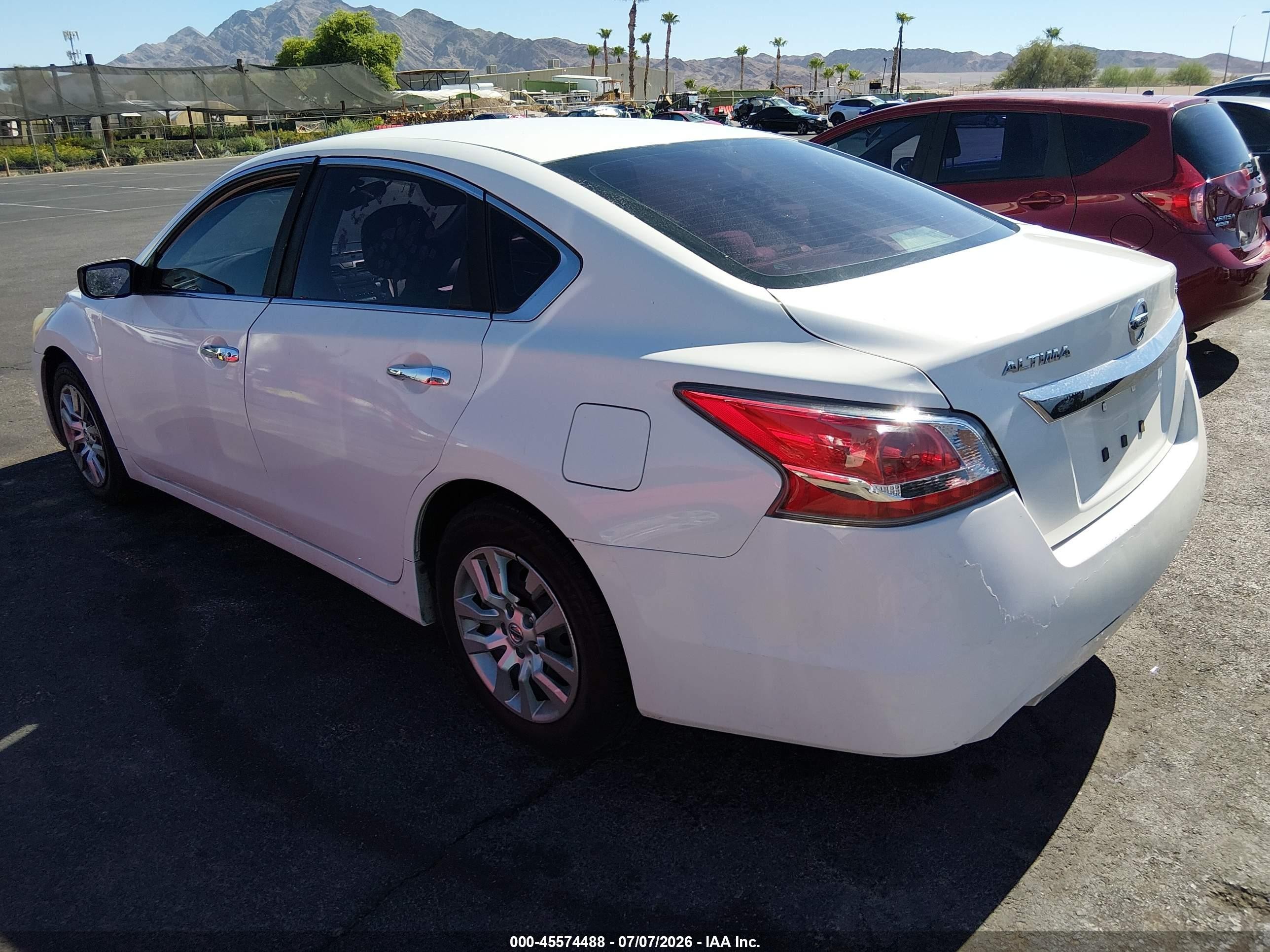 2015 Nissan Altima 2.5/2.5 S/2.5 Sl/2.5 Sv White vin: 1N4AL3APXFC273498