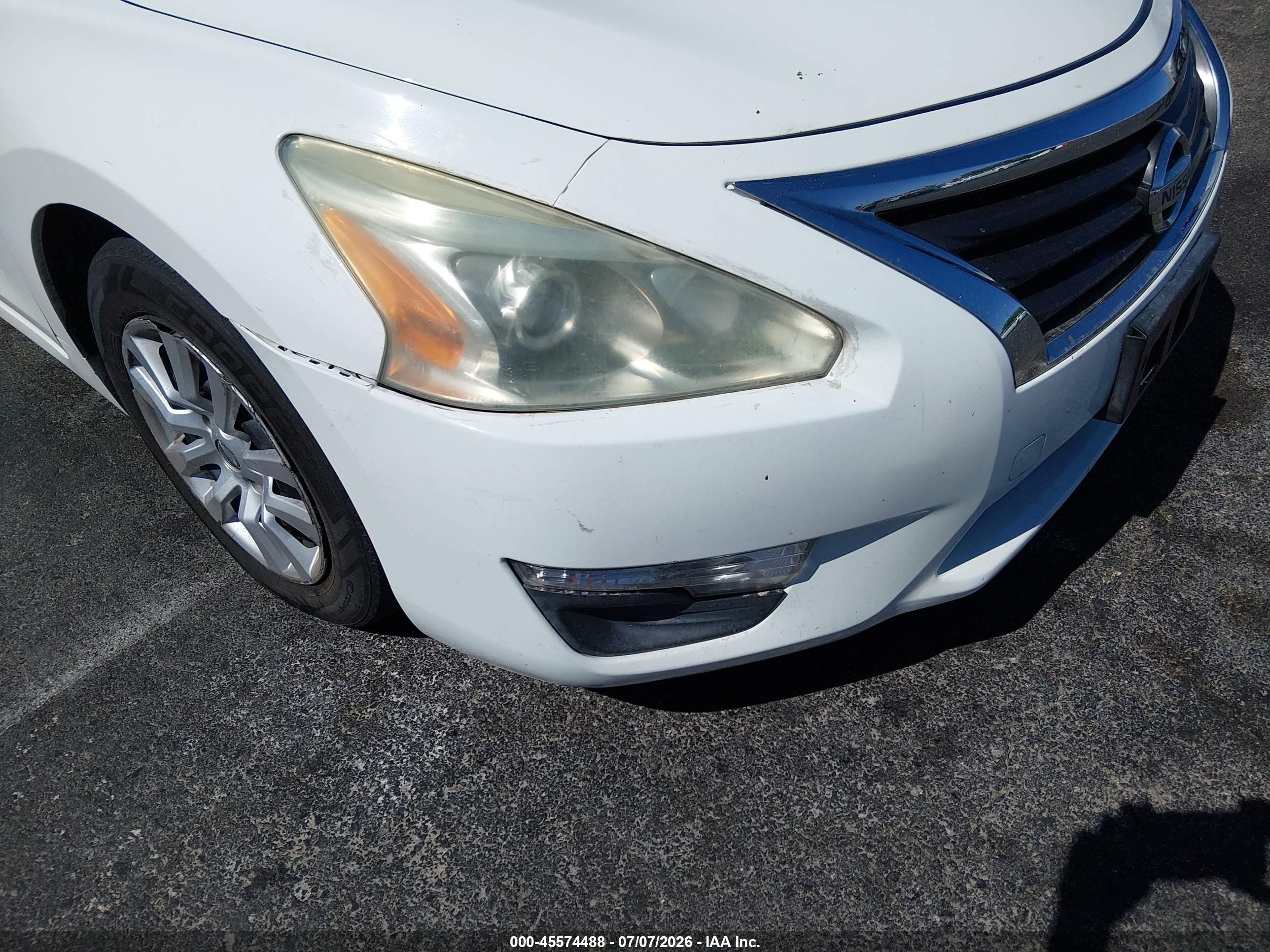 2015 Nissan Altima 2.5/2.5 S/2.5 Sl/2.5 Sv White vin: 1N4AL3APXFC273498