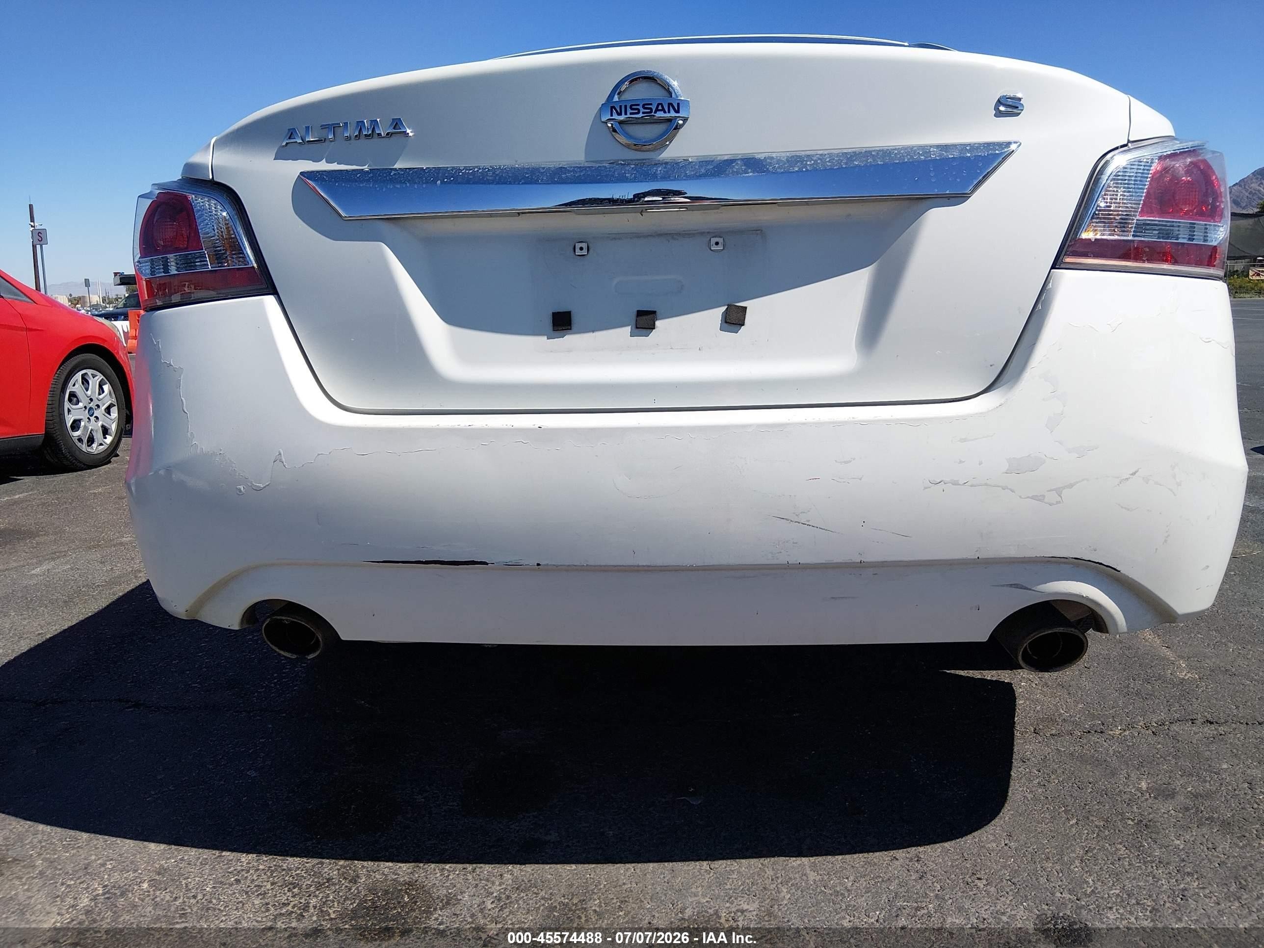 2015 Nissan Altima 2.5/2.5 S/2.5 Sl/2.5 Sv White vin: 1N4AL3APXFC273498