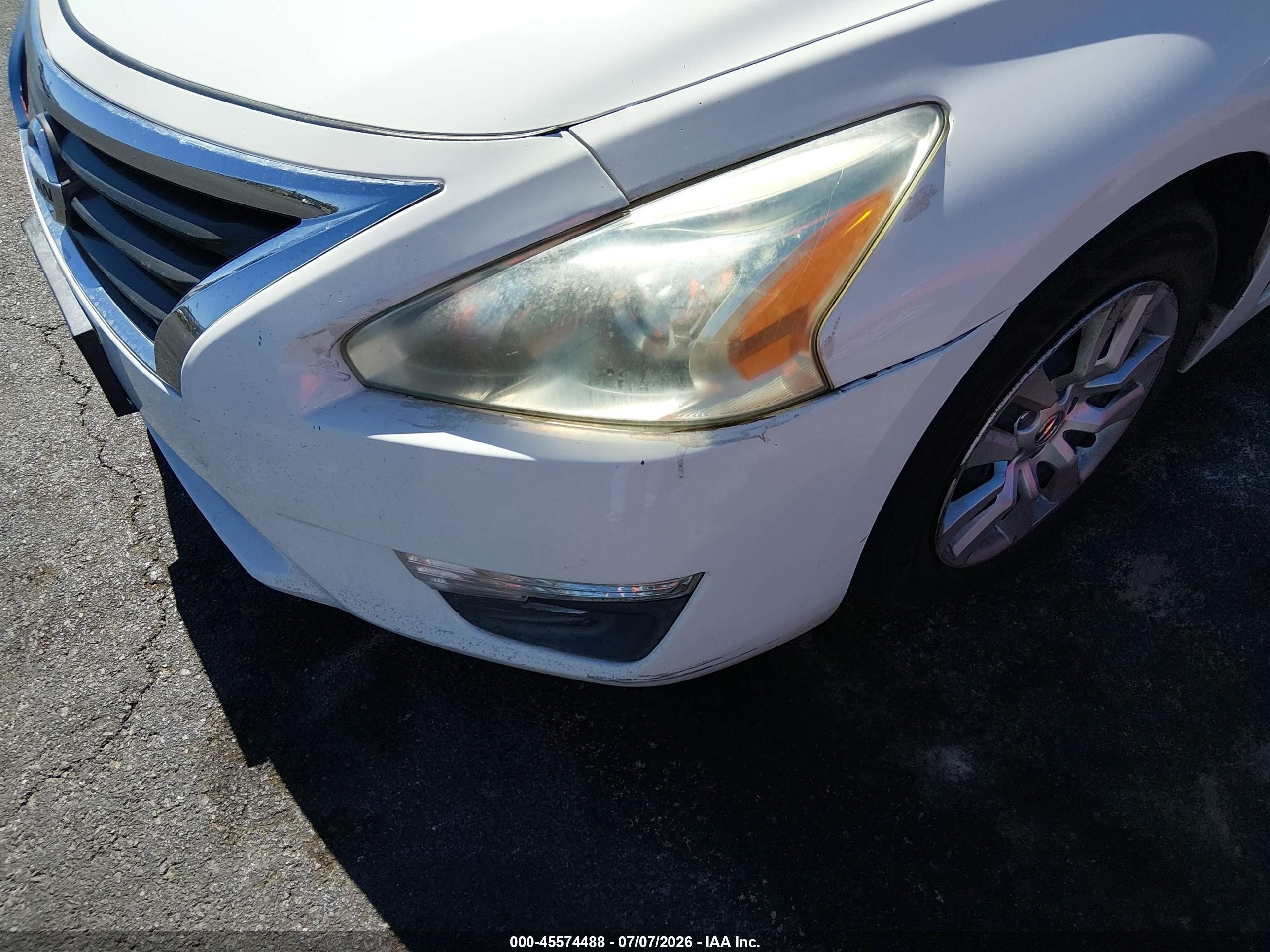 2015 Nissan Altima 2.5/2.5 S/2.5 Sl/2.5 Sv White vin: 1N4AL3APXFC273498
