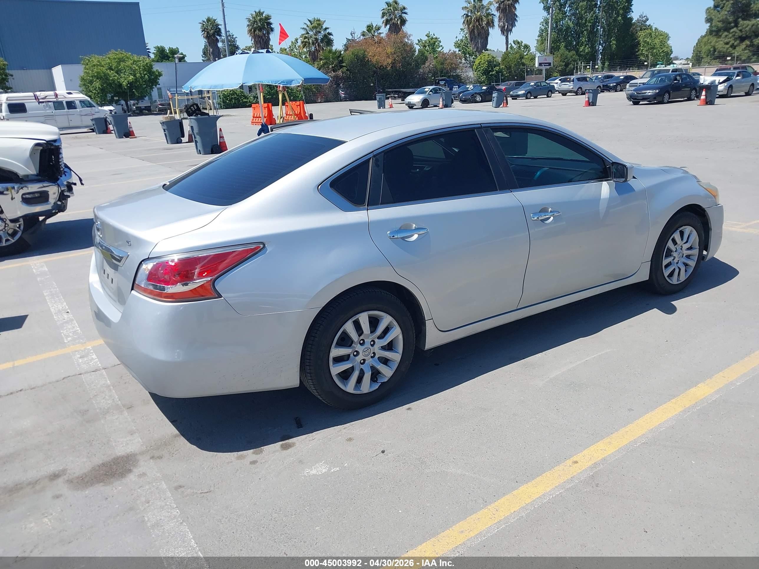 2015 Nissan Altima 2.5/2.5 S/2.5 Sl/2.5 Sv Silver vin: 1N4AL3APXFC276515