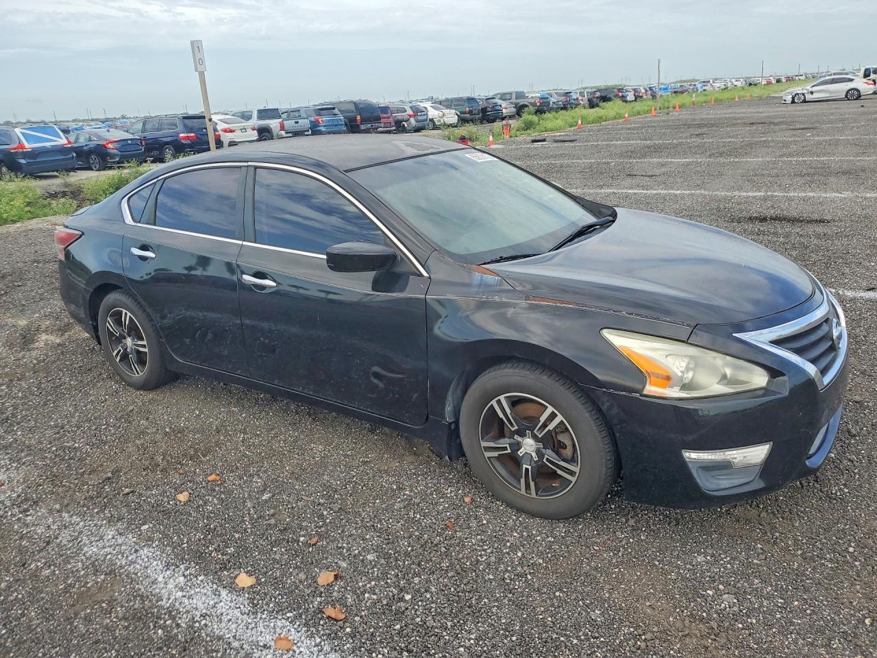 2015 Nissan Altima 2.5 S Черный vin: 1N4AL3APXFC287272