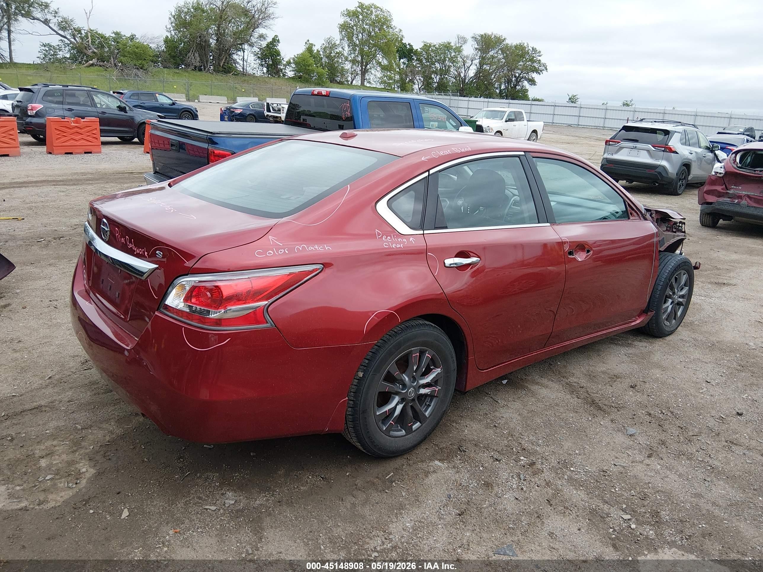 2015 Nissan Altima 2.5 S Red vin: 1N4AL3APXFC415168