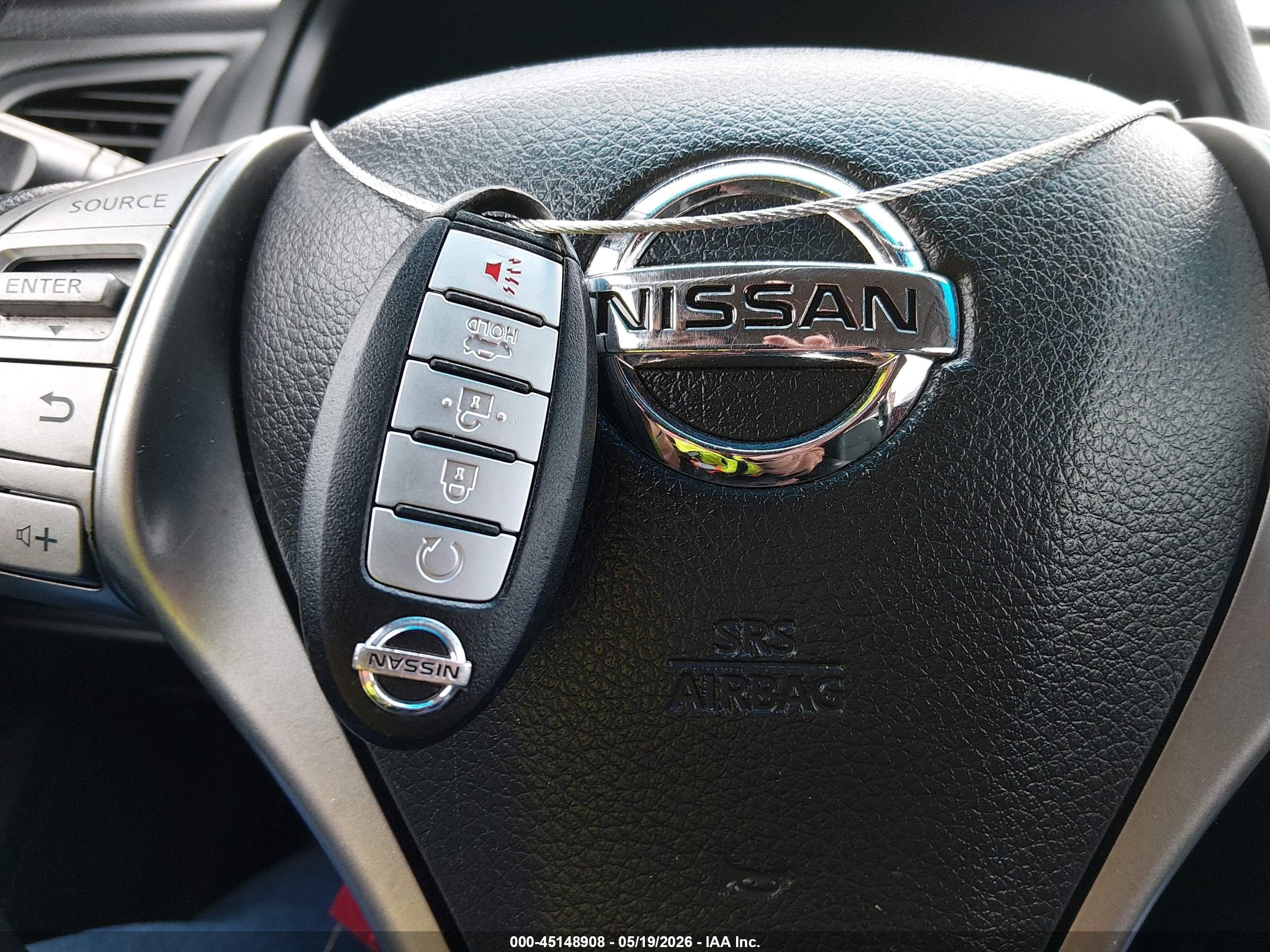 2015 Nissan Altima 2.5 S Red vin: 1N4AL3APXFC415168