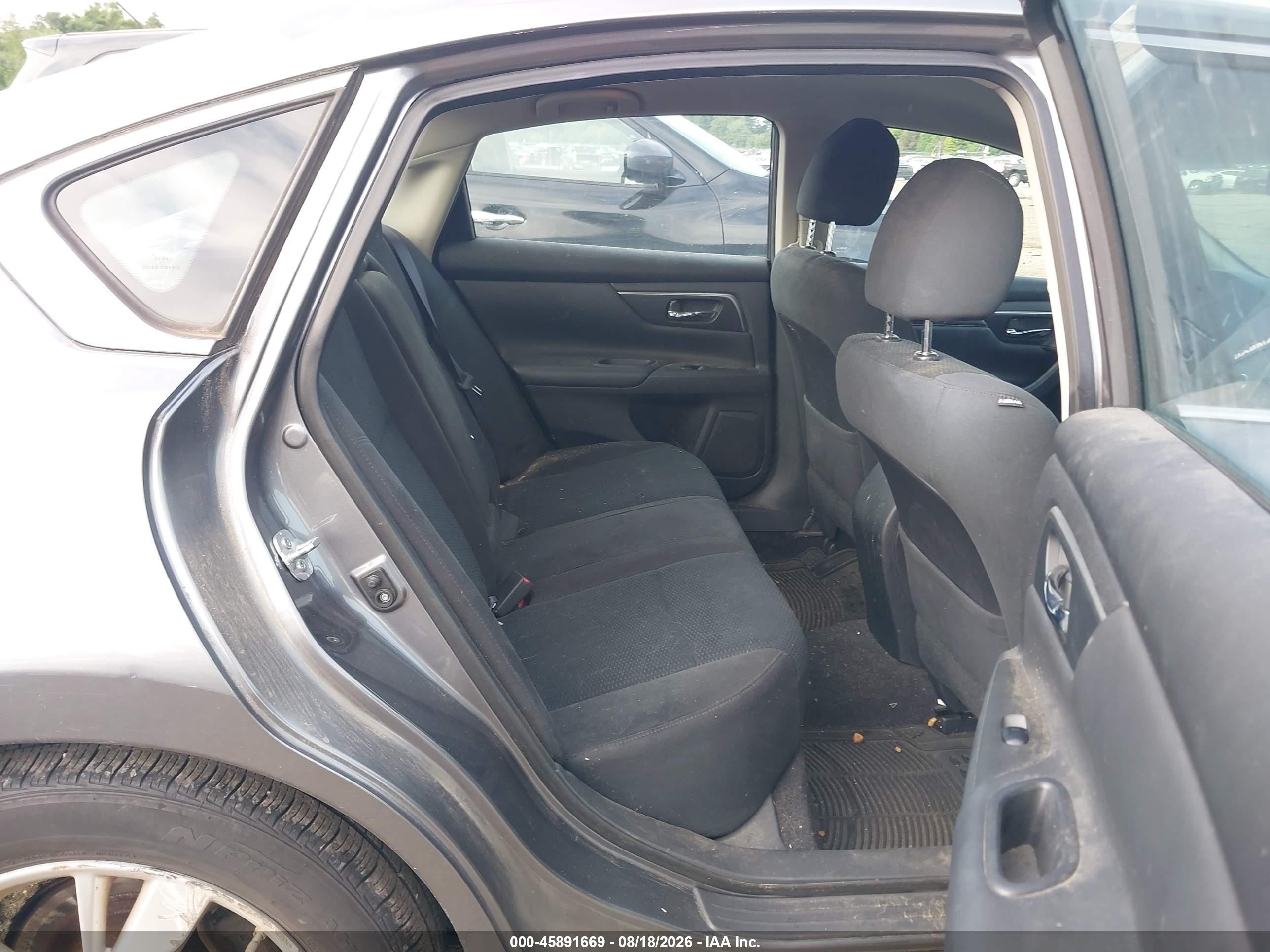 2015 Nissan Altima 2.5 Sv Серый vin: 1N4AL3APXFC419902
