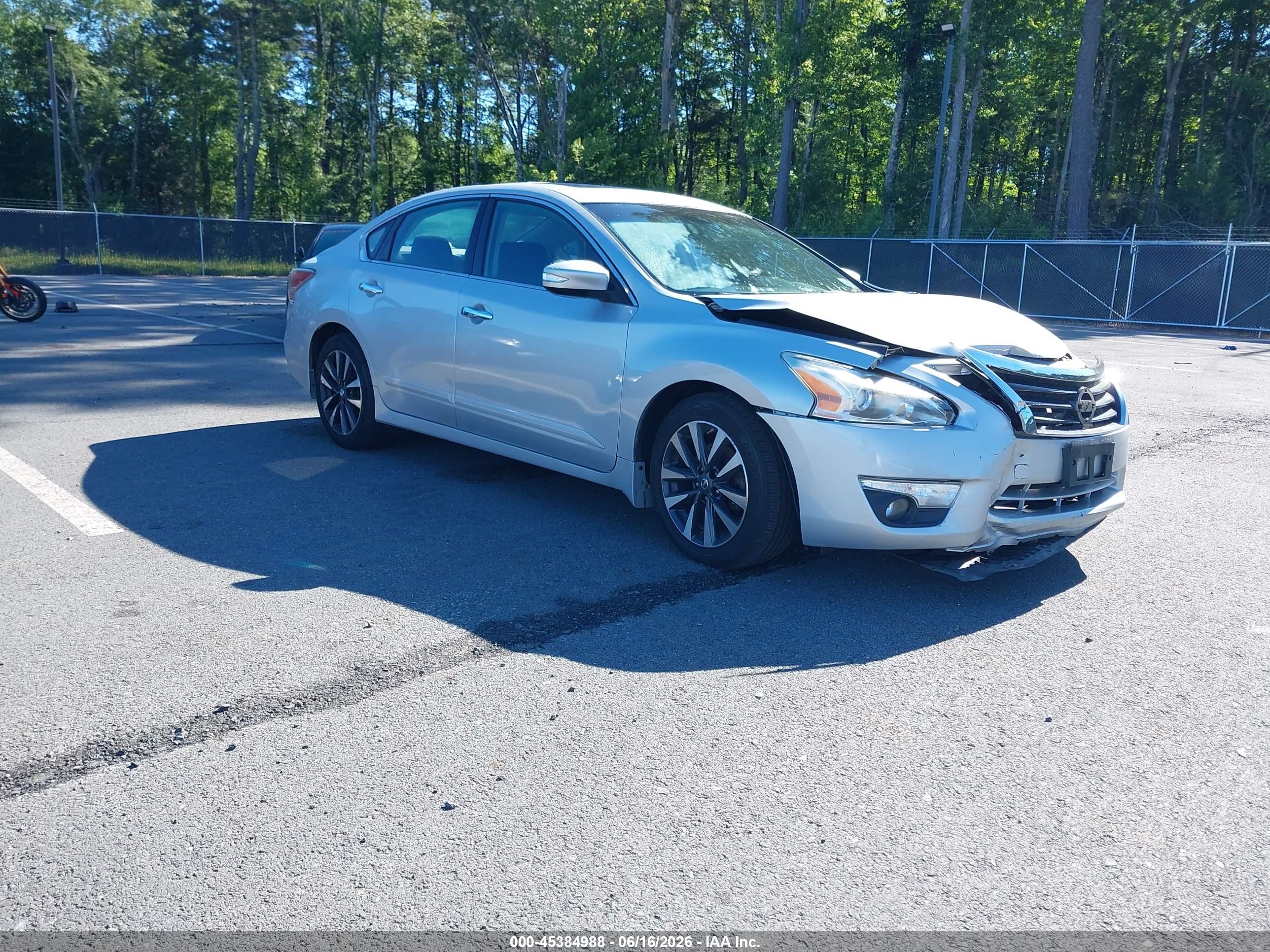 2015 Nissan Altima 2.5 Sv Silver vin: 1N4AL3APXFC426431