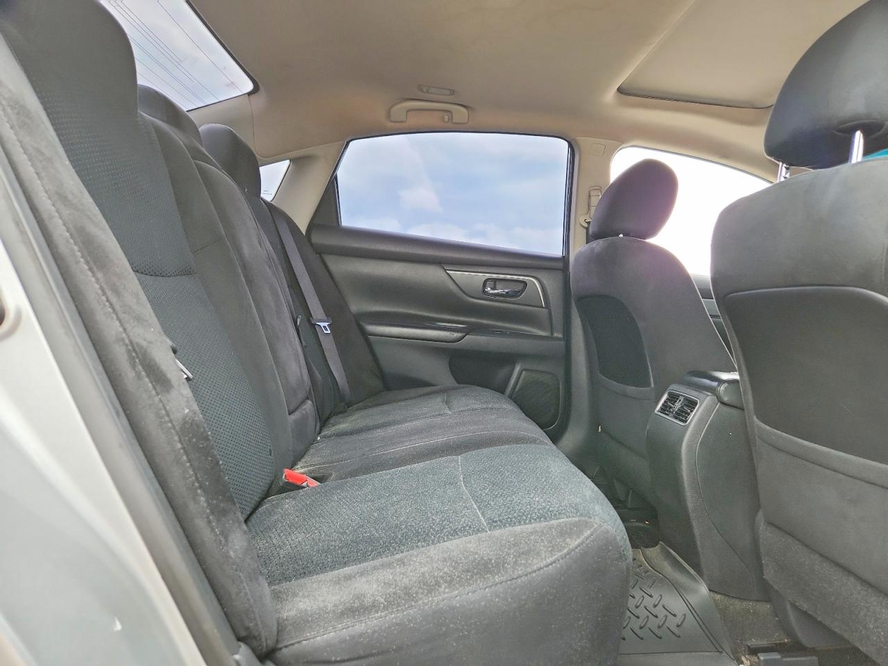 2015 Nissan Altima 2.5 Sv Silver vin: 1N4AL3APXFC428390