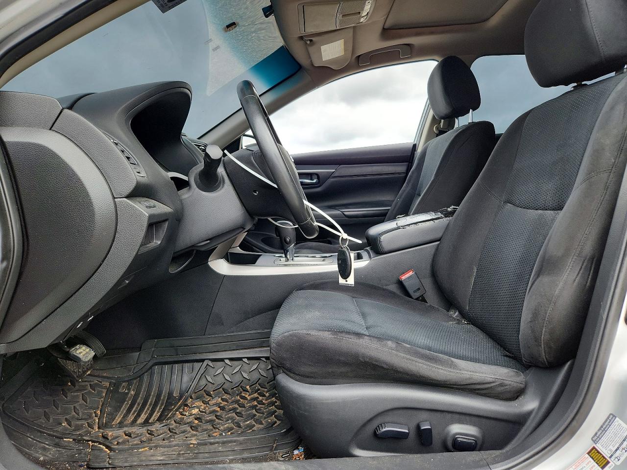 2015 Nissan Altima 2.5 Sv Silver vin: 1N4AL3APXFC428390