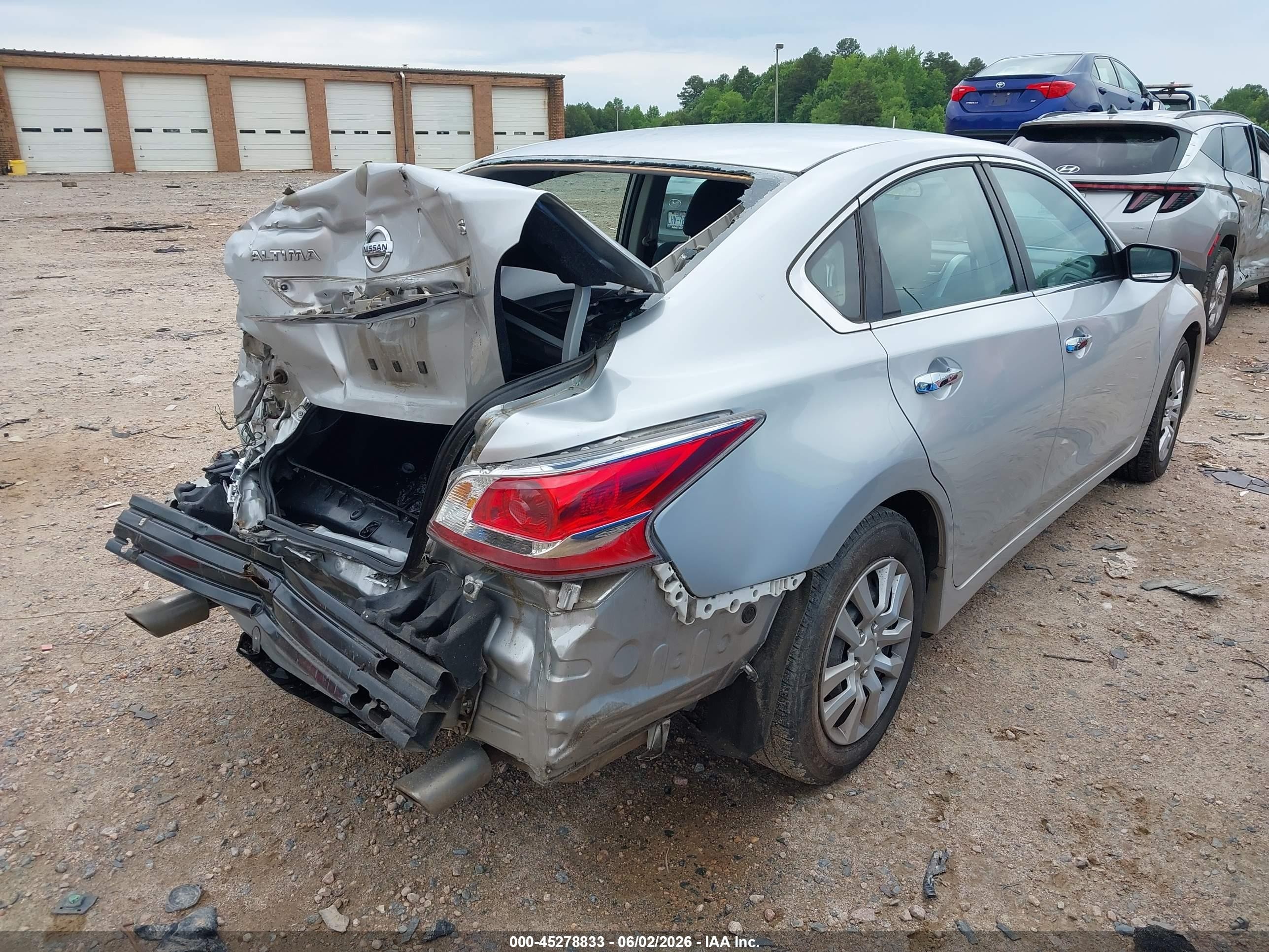 2015 Nissan Altima 2.5/2.5 S/2.5 Sl/2.5 Sv Silver vin: 1N4AL3APXFC437879