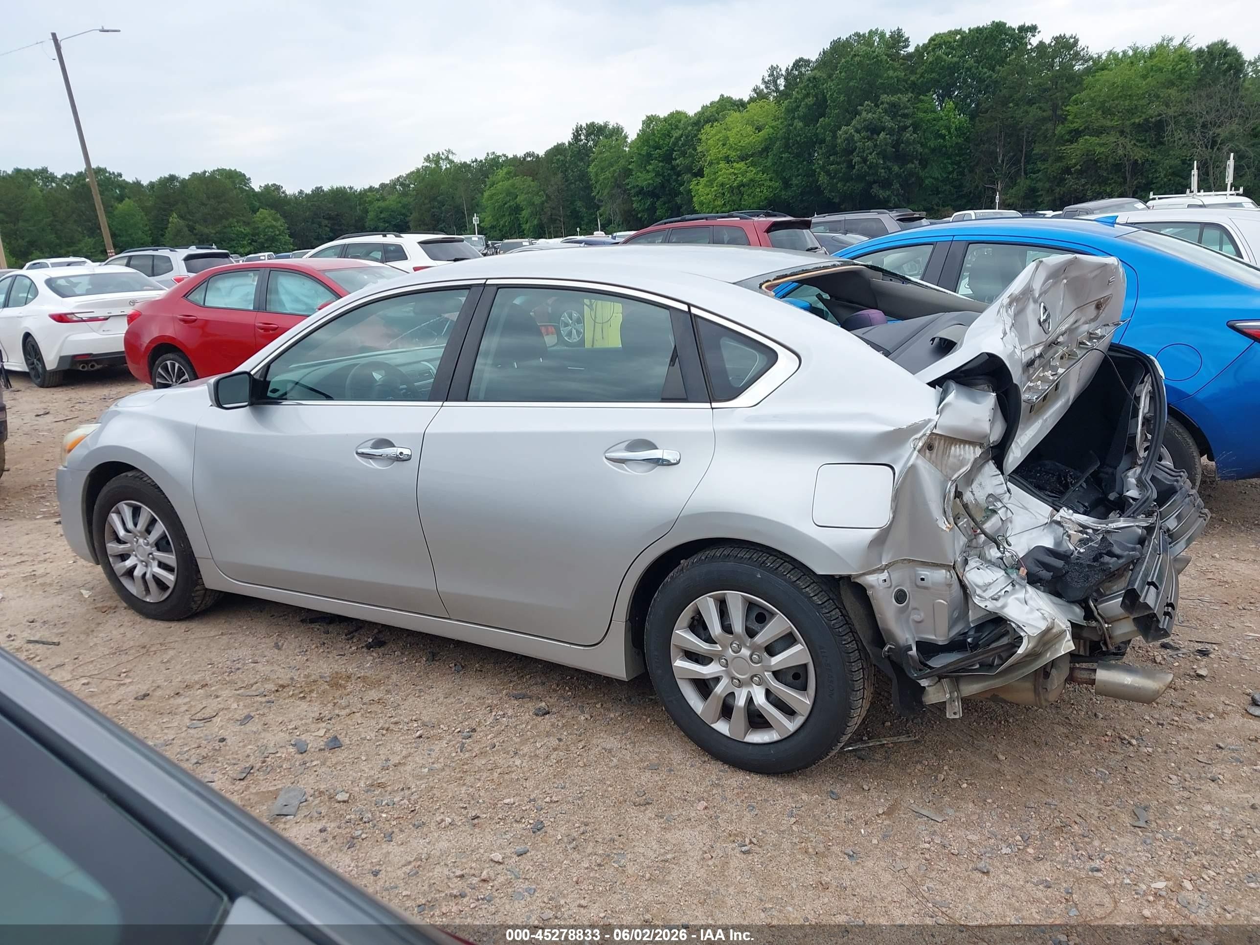 2015 Nissan Altima 2.5/2.5 S/2.5 Sl/2.5 Sv Silver vin: 1N4AL3APXFC437879