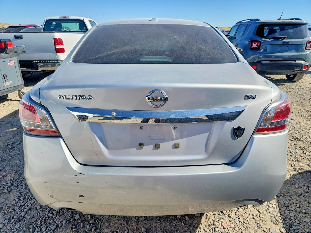 2015 Nissan Altima 2.5 Sv Серебряный vin: 1N4AL3APXFC460160