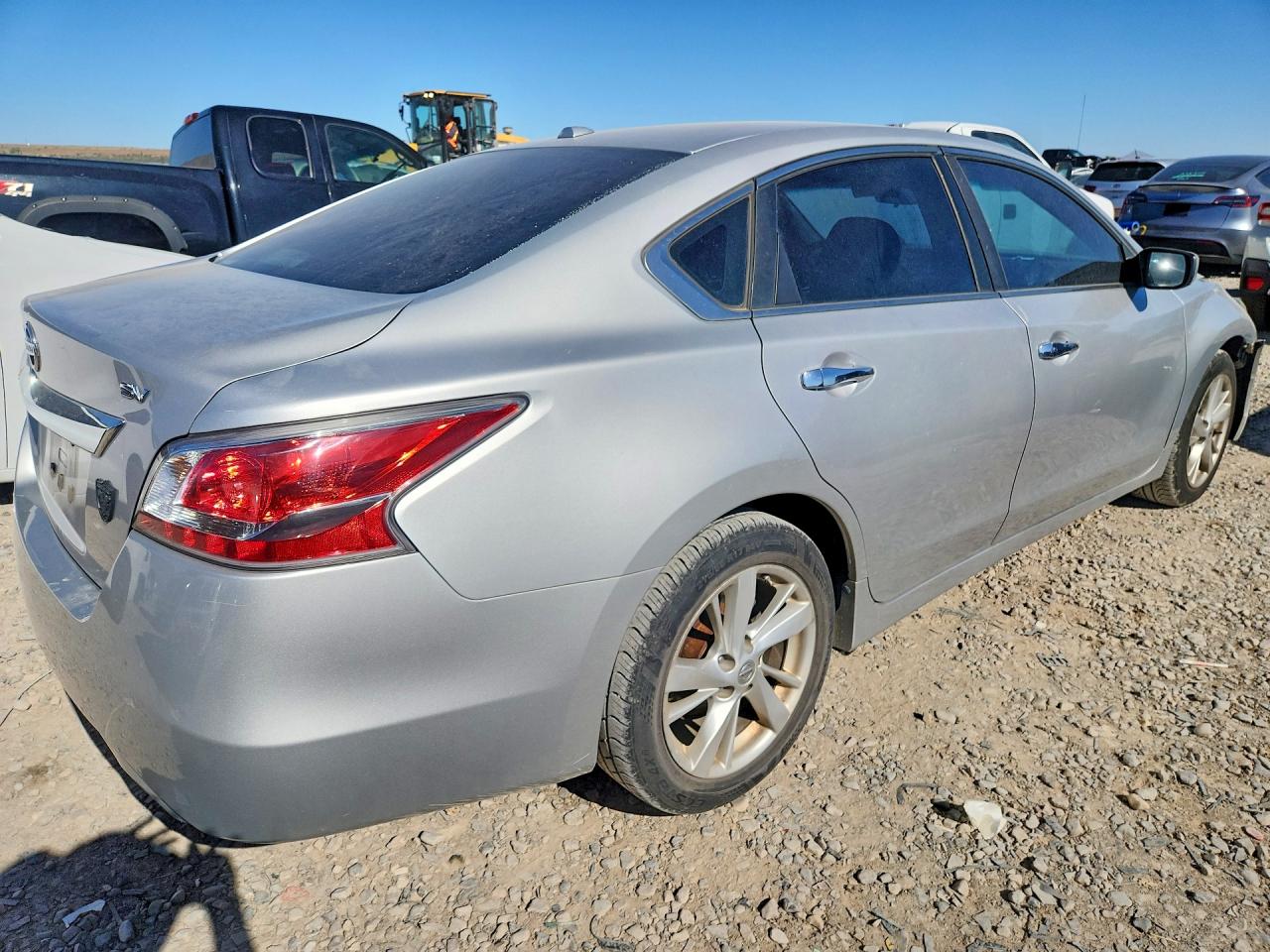2015 Nissan Altima 2.5 Sv Серебряный vin: 1N4AL3APXFC460160