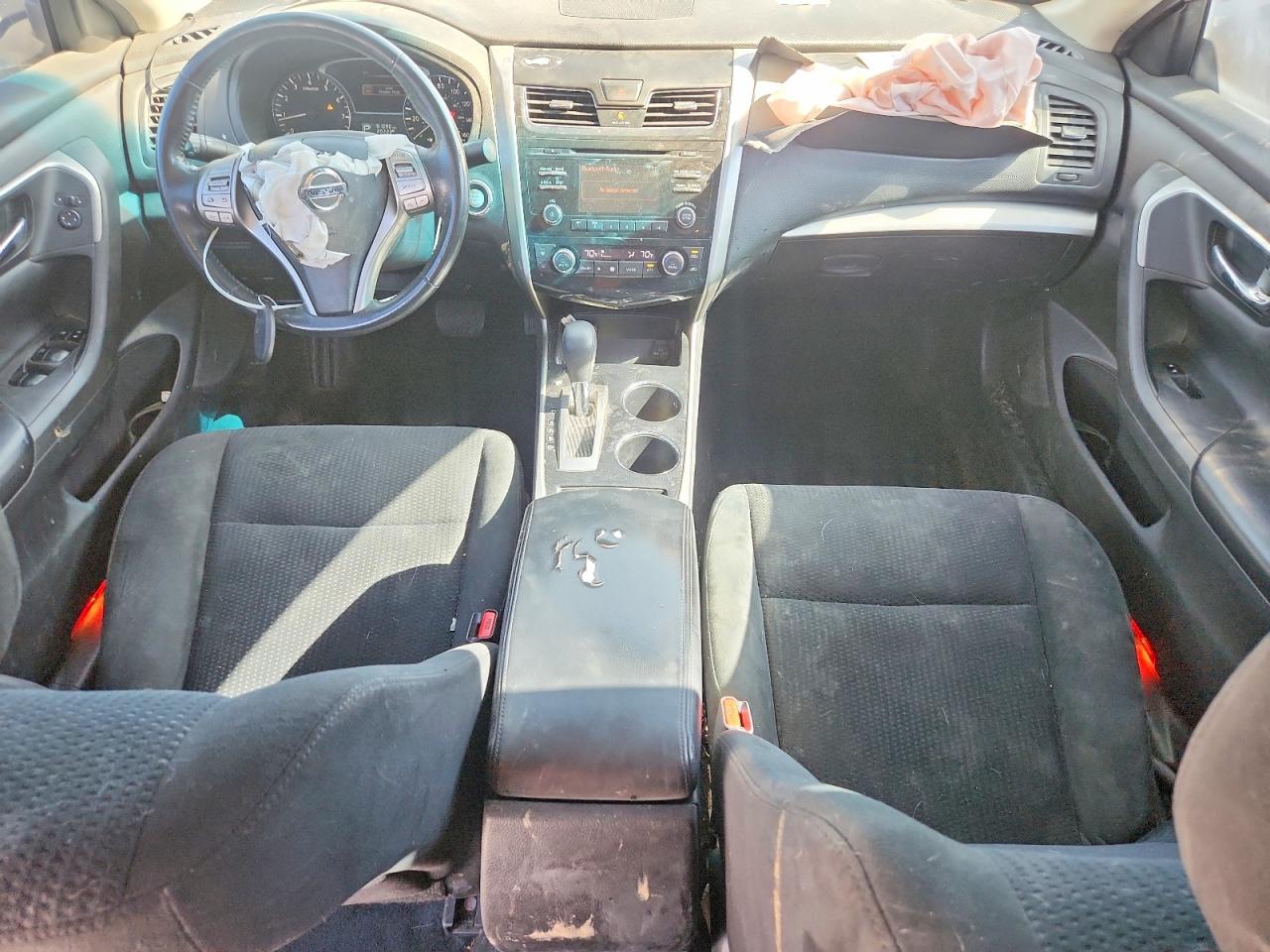 2015 Nissan Altima 2.5 Sv Серебряный vin: 1N4AL3APXFC460160