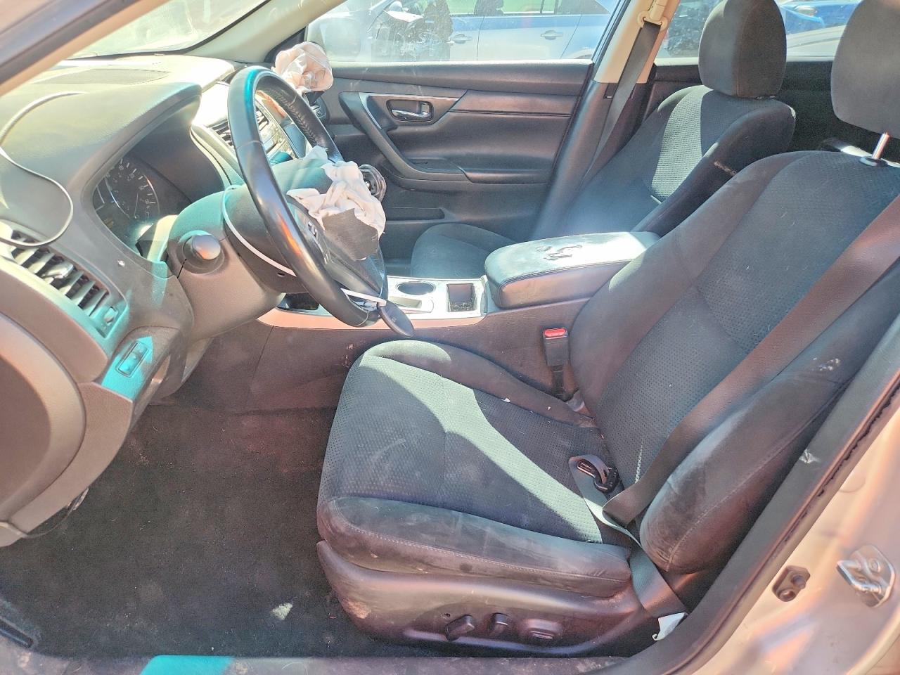 2015 Nissan Altima 2.5 Sv Серебряный vin: 1N4AL3APXFC460160
