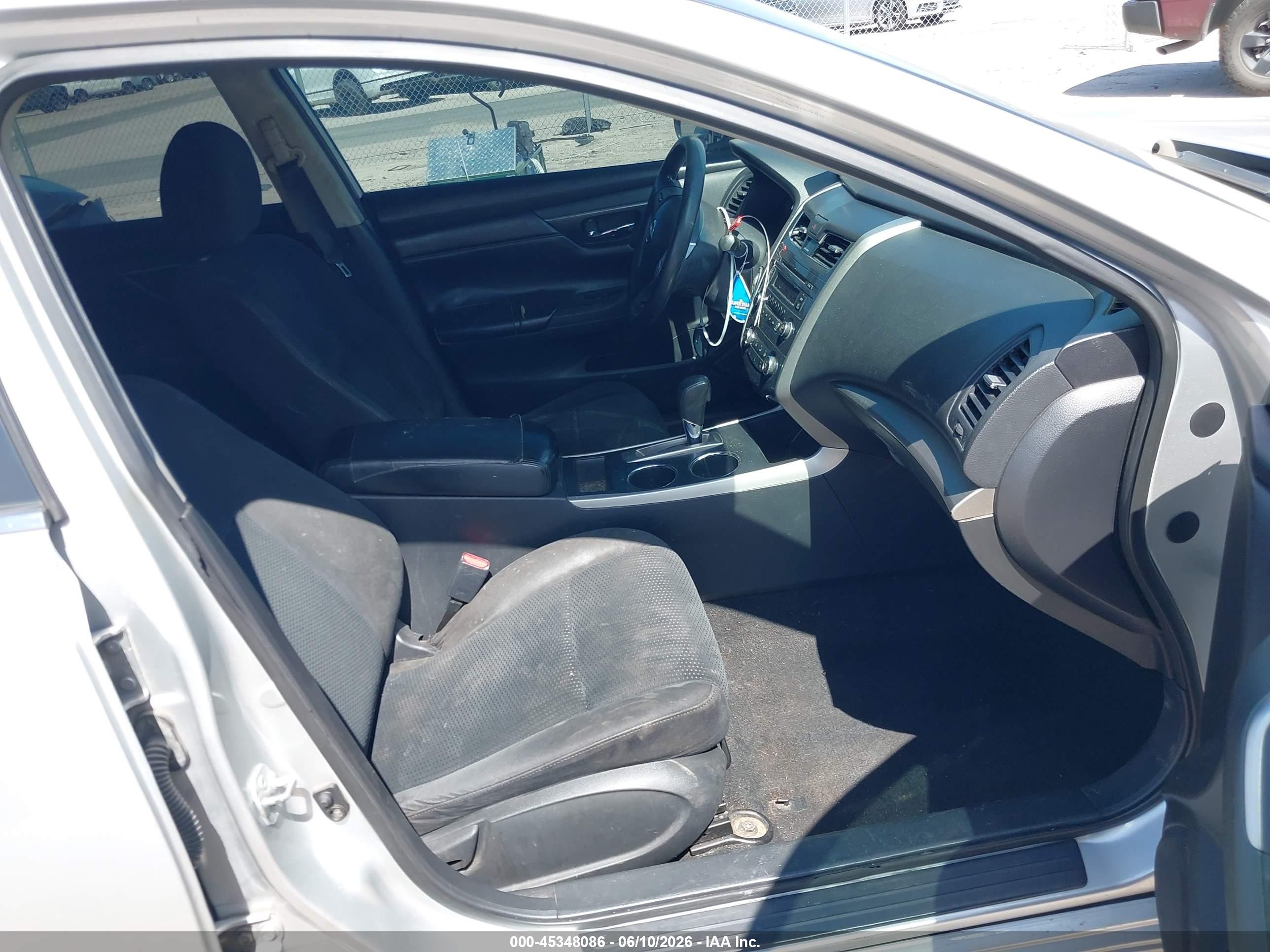 2015 Nissan Altima 2.5 S Silver vin: 1N4AL3APXFC479999