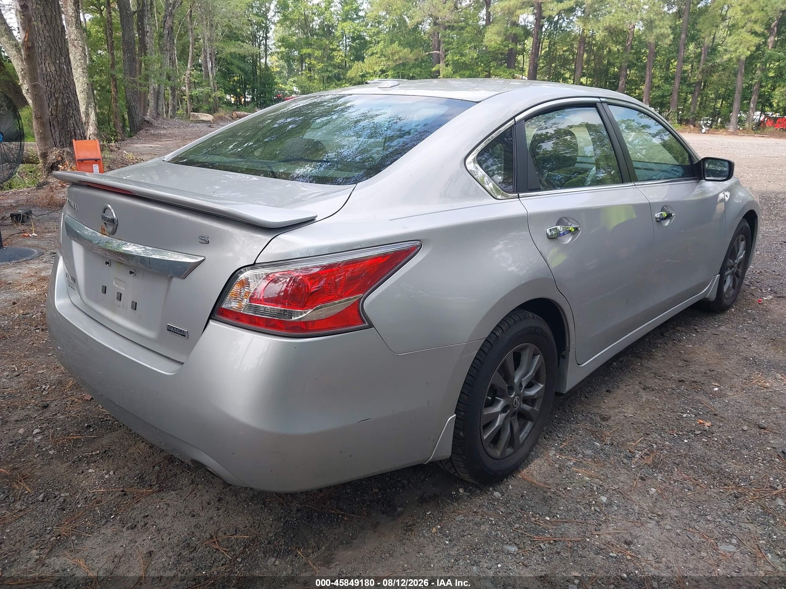 2015 Nissan Altima 2.5 S Silver vin: 1N4AL3APXFC491019