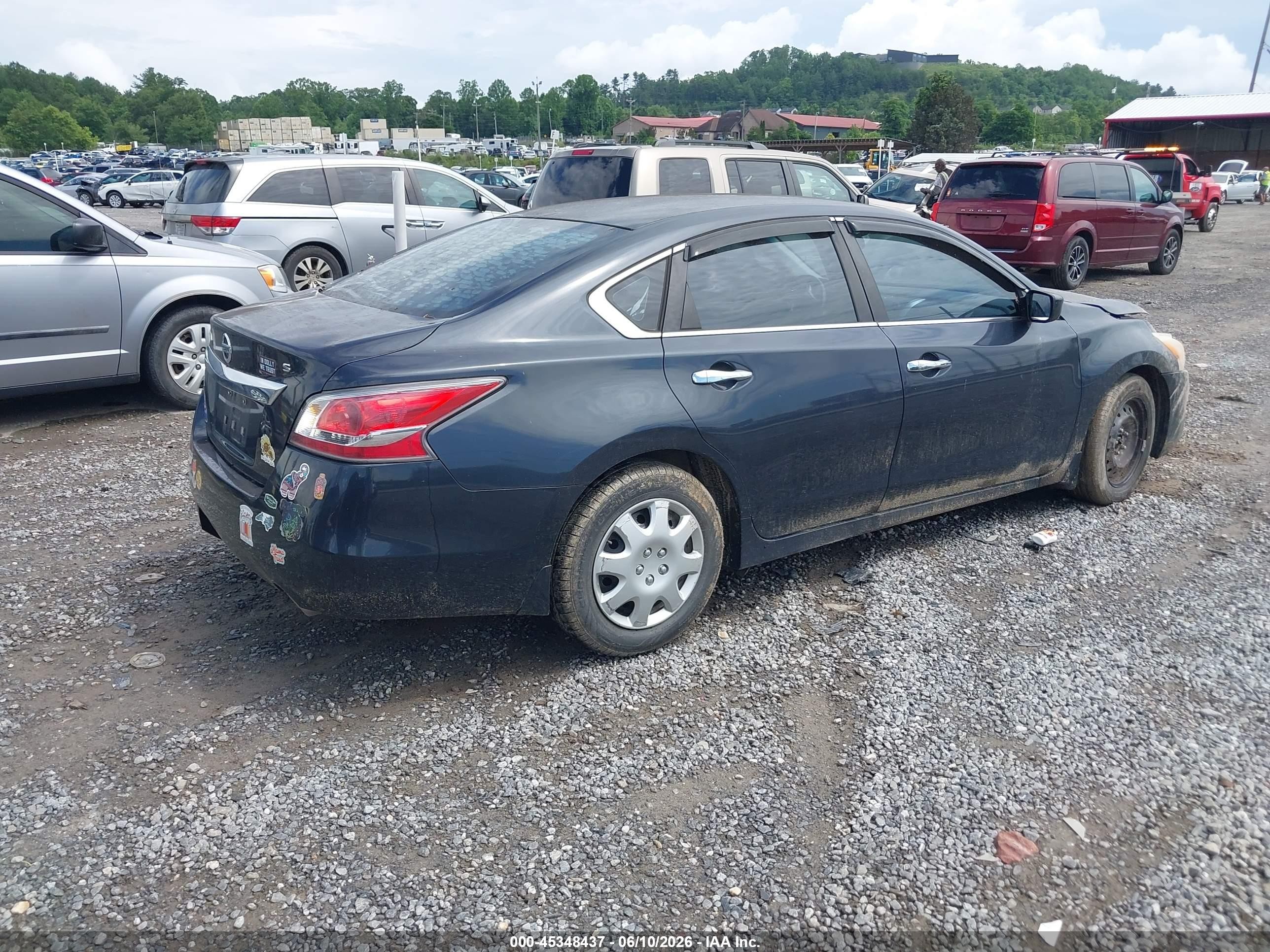 2015 Nissan Altima 2.5 S Черный vin: 1N4AL3APXFC491392