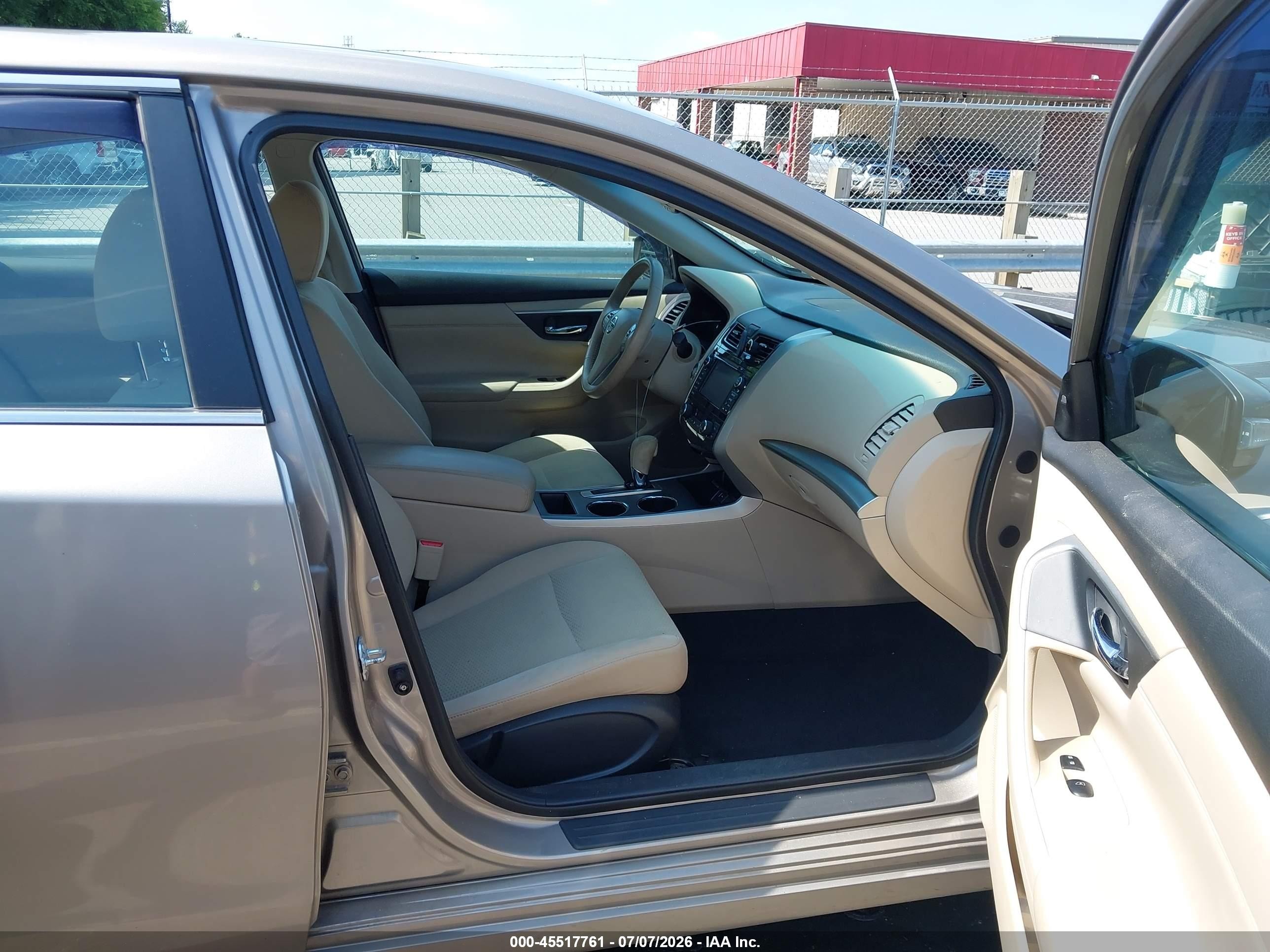 2015 Nissan Altima 2.5 Sv Бежевый vin: 1N4AL3APXFC494390