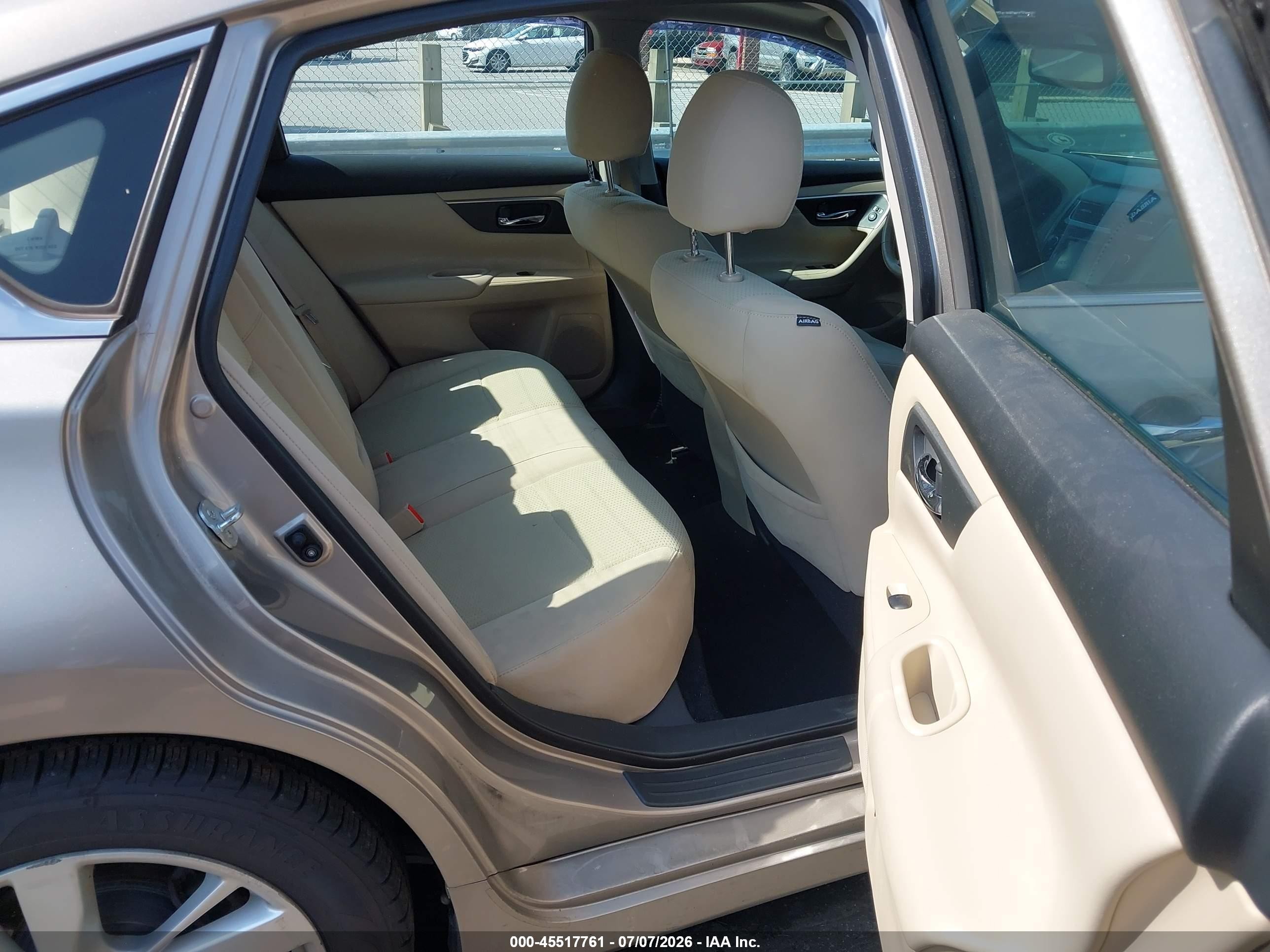 2015 Nissan Altima 2.5 Sv Бежевый vin: 1N4AL3APXFC494390