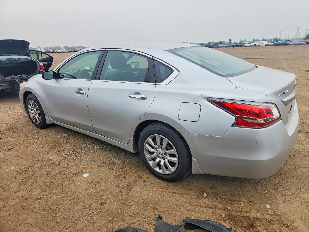 2015 Nissan Altima 2.5 S Silver vin: 1N4AL3APXFC568861