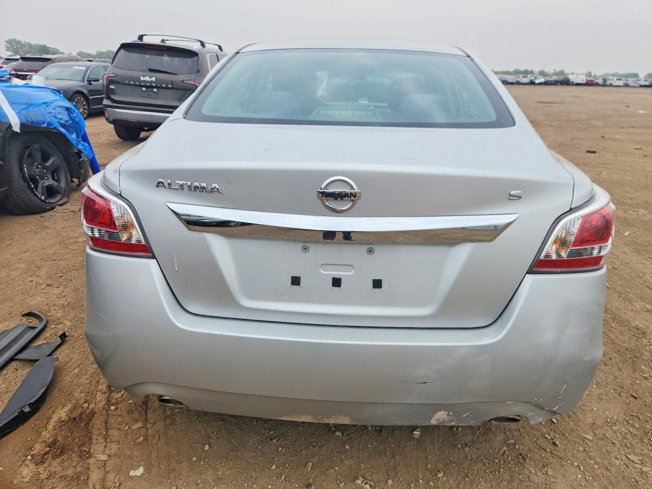 2015 Nissan Altima 2.5 S Silver vin: 1N4AL3APXFC568861