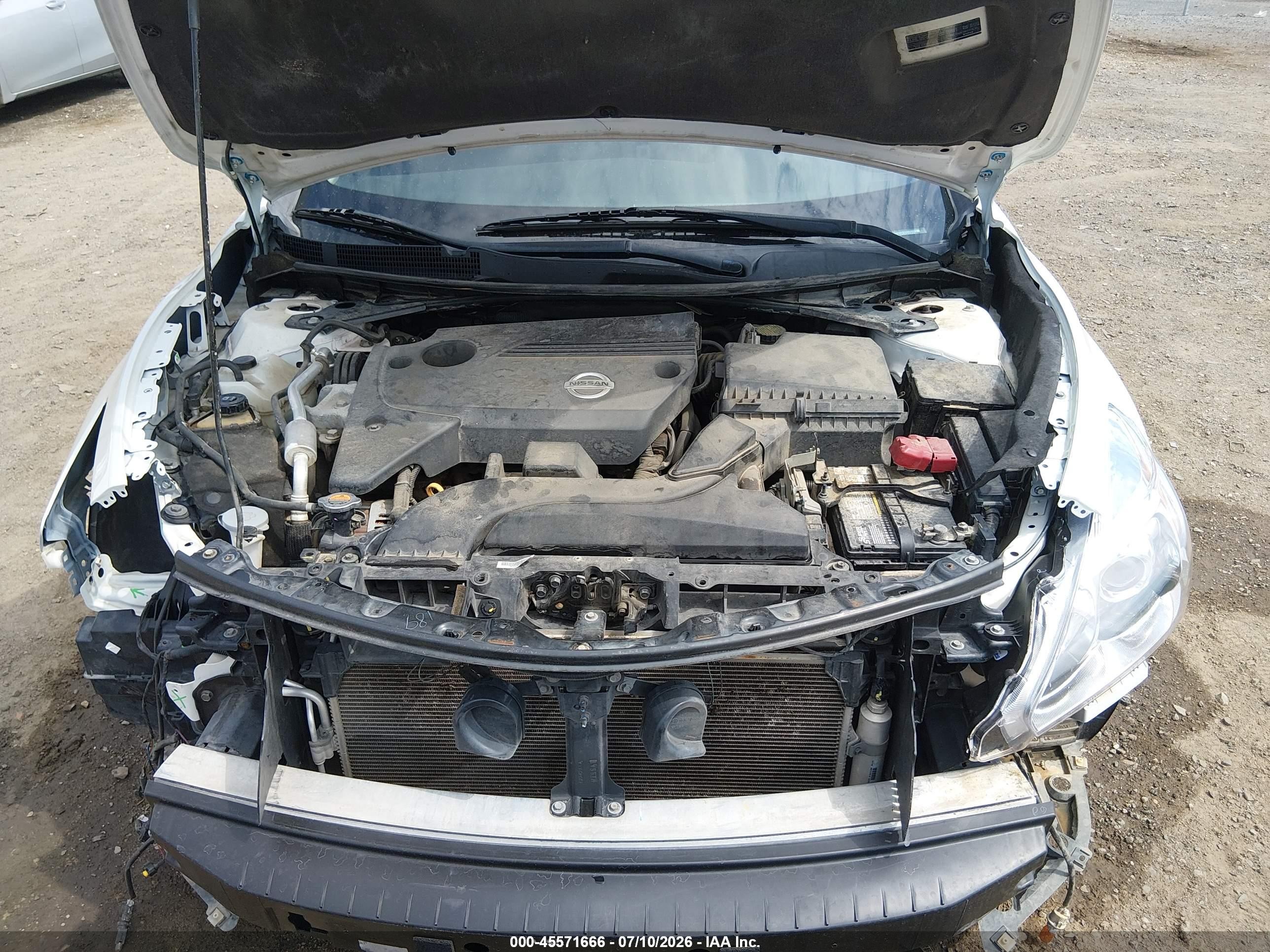 2015 Nissan Altima 2.5 S Gold vin: 1N4AL3APXFC570433