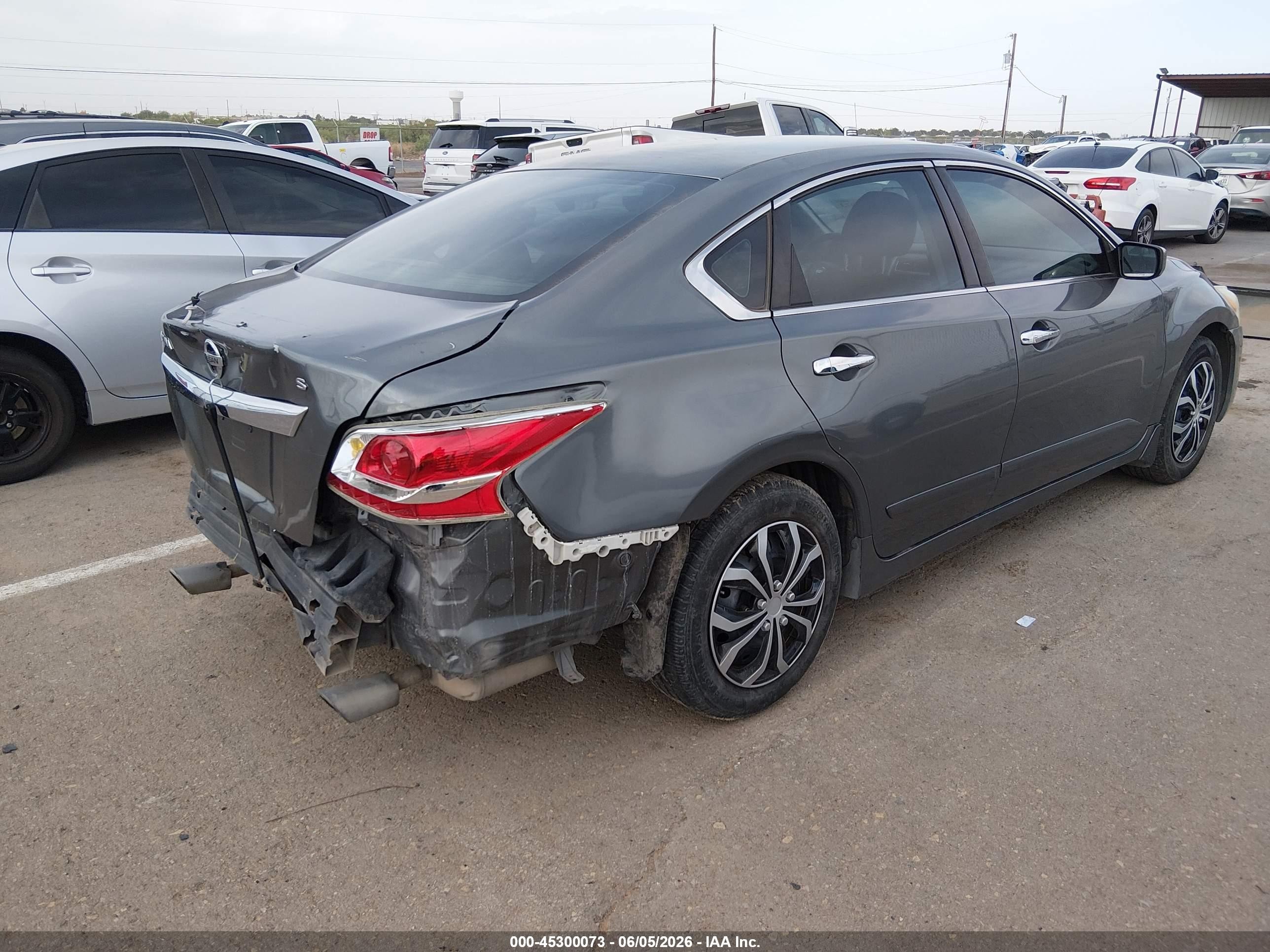 2015 Nissan Altima 2.5 S Silver vin: 1N4AL3APXFC572151