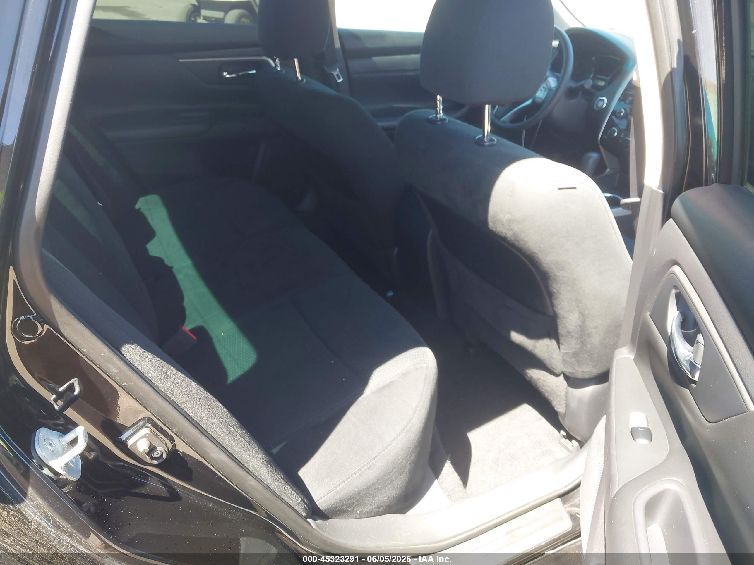 2015 Nissan Altima 2.5 S Black vin: 1N4AL3APXFC577320