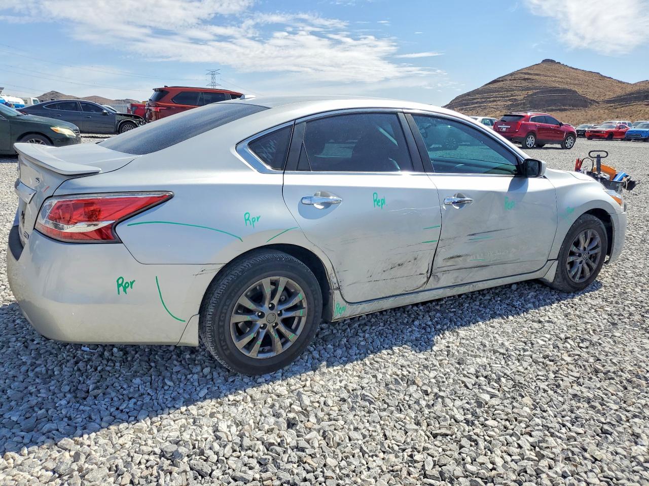 2015 Nissan Altima 2.5 S Silver vin: 1N4AL3APXFC578838