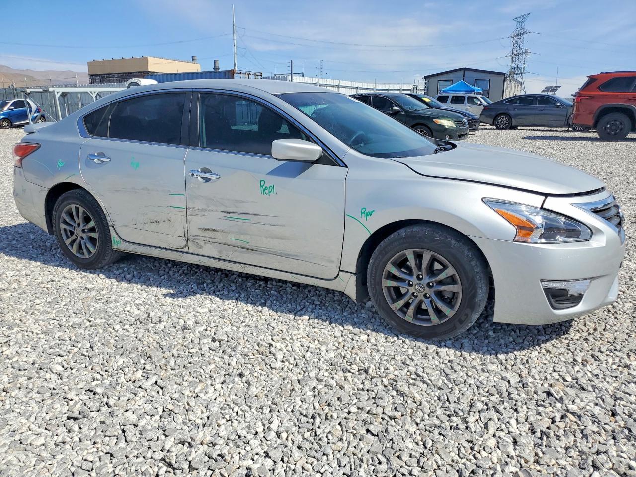 2015 Nissan Altima 2.5 S Silver vin: 1N4AL3APXFC578838