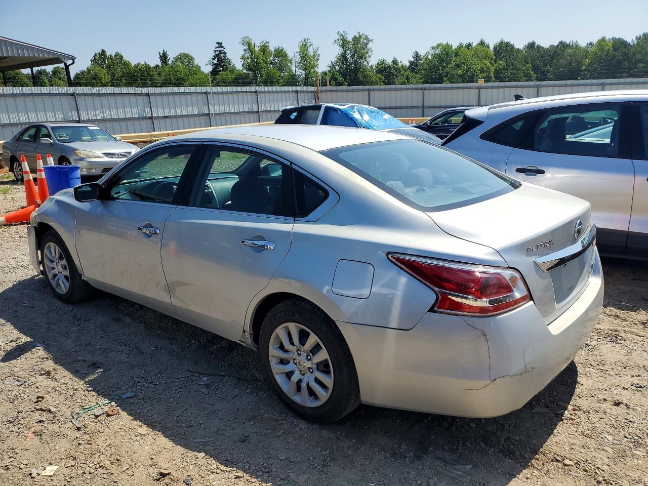 2015 Nissan Altima 2.5 S Silver vin: 1N4AL3APXFC584302