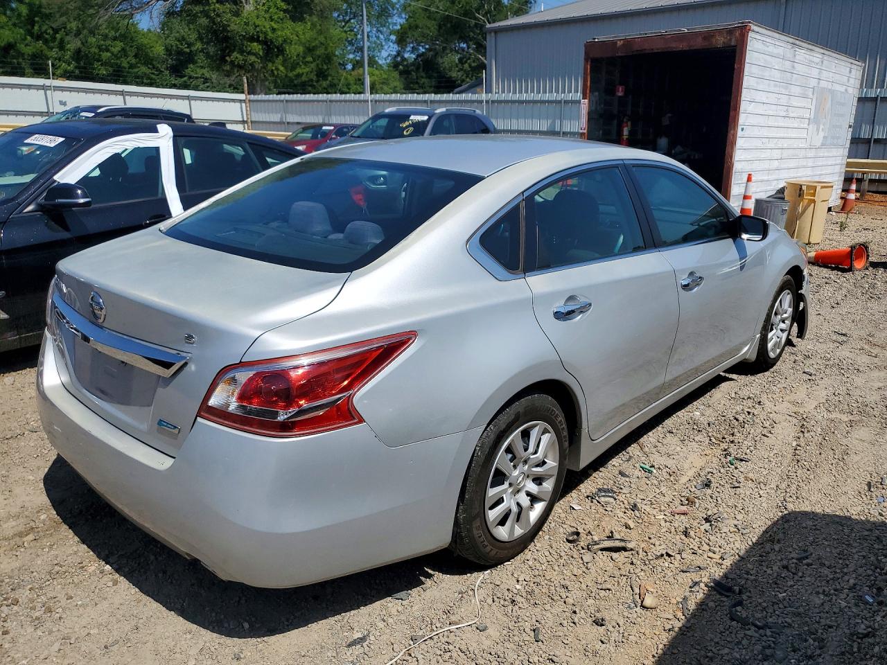 2015 Nissan Altima 2.5 S Silver vin: 1N4AL3APXFC584302