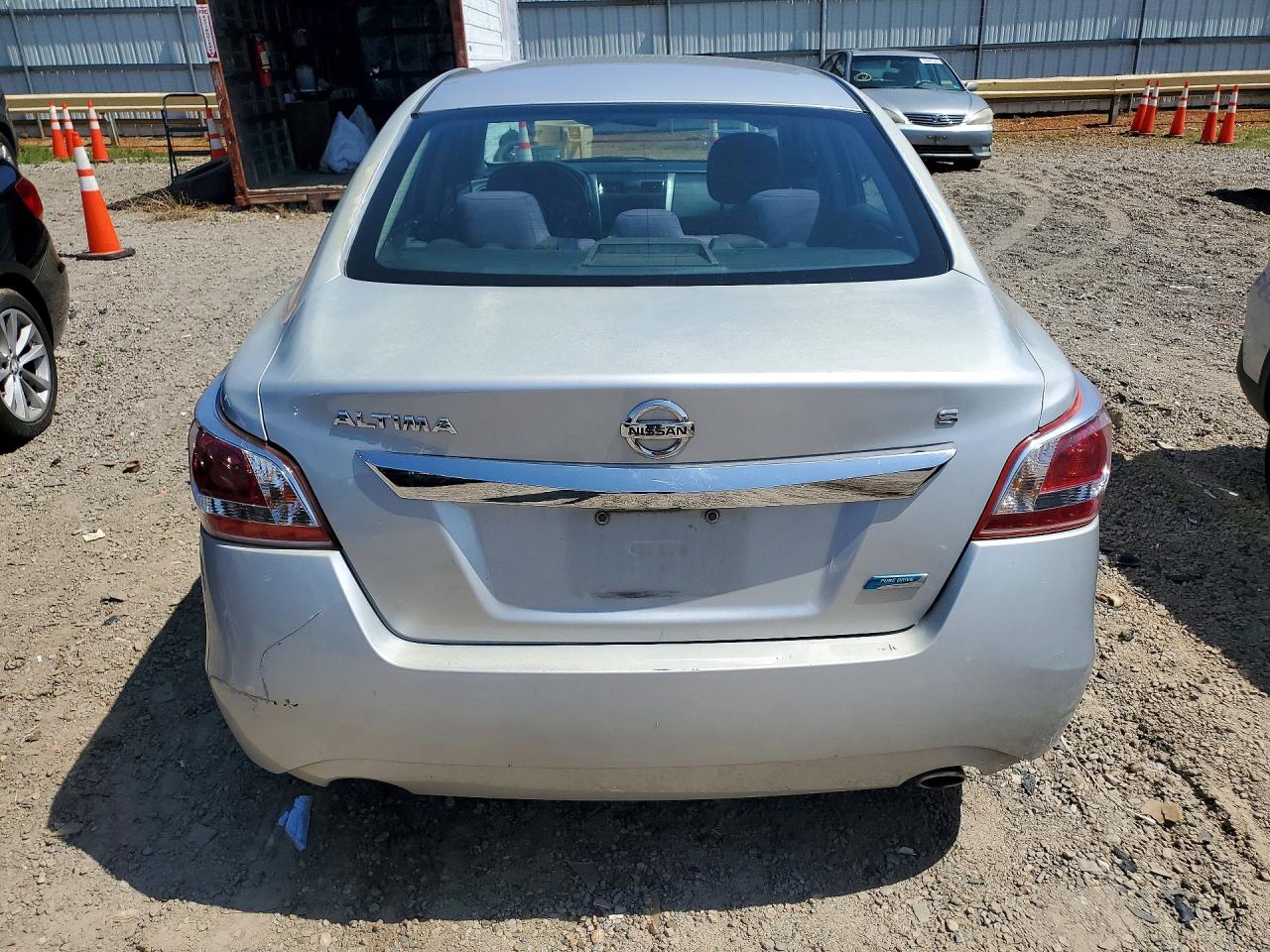 2015 Nissan Altima 2.5 S Silver vin: 1N4AL3APXFC584302