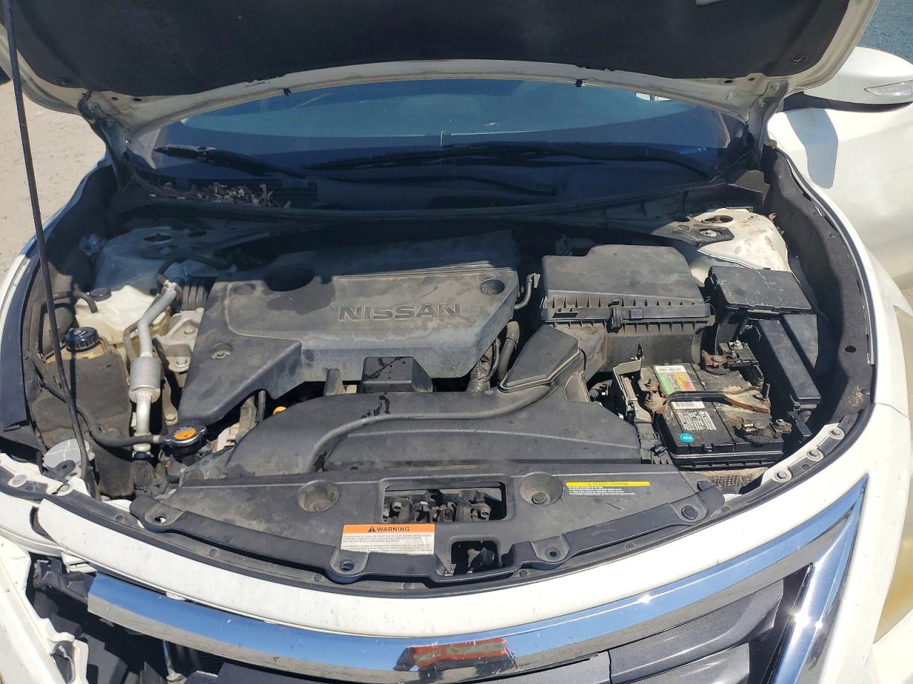 2015 Nissan Altima 2.5 Sv Белый vin: 1N4AL3APXFC586468