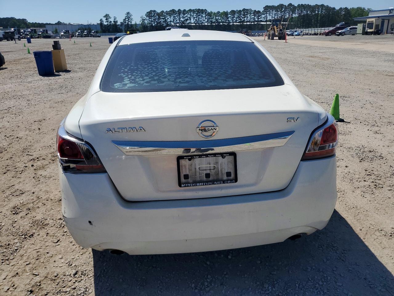 2015 Nissan Altima 2.5 Sv Белый vin: 1N4AL3APXFC586468