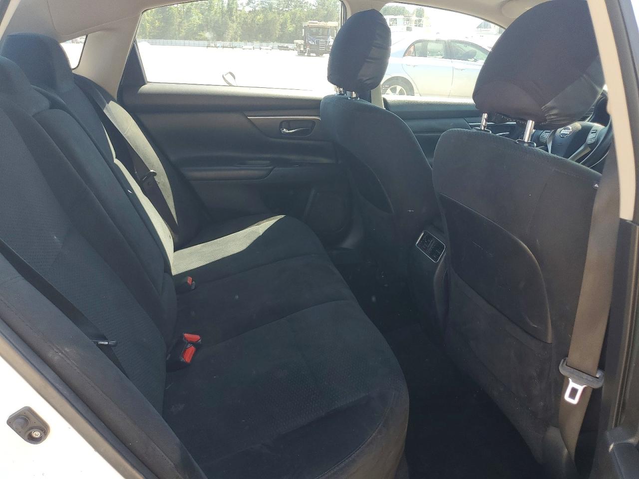 2015 Nissan Altima 2.5 Sv Белый vin: 1N4AL3APXFC586468