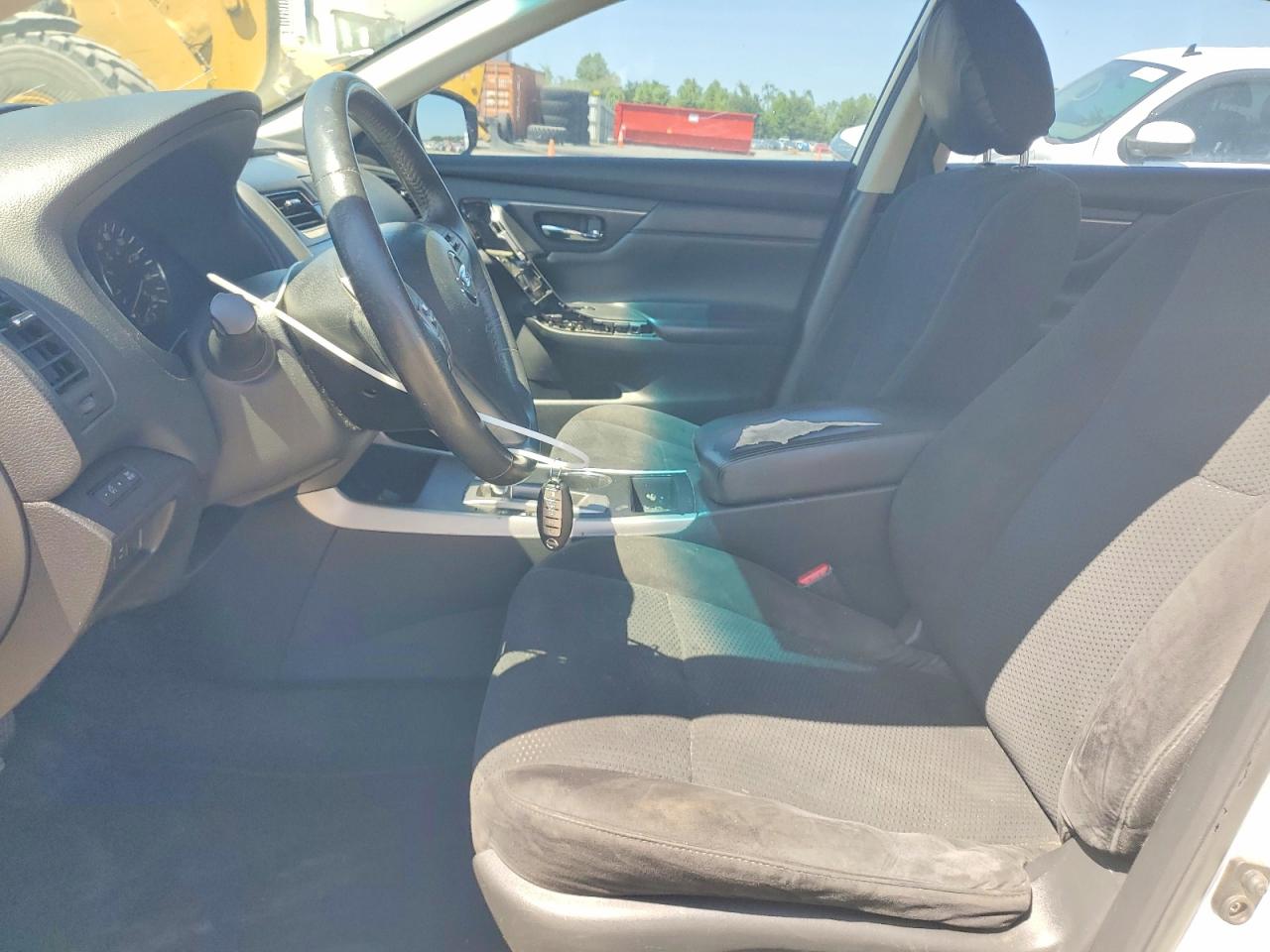 2015 Nissan Altima 2.5 Sv Белый vin: 1N4AL3APXFC586468